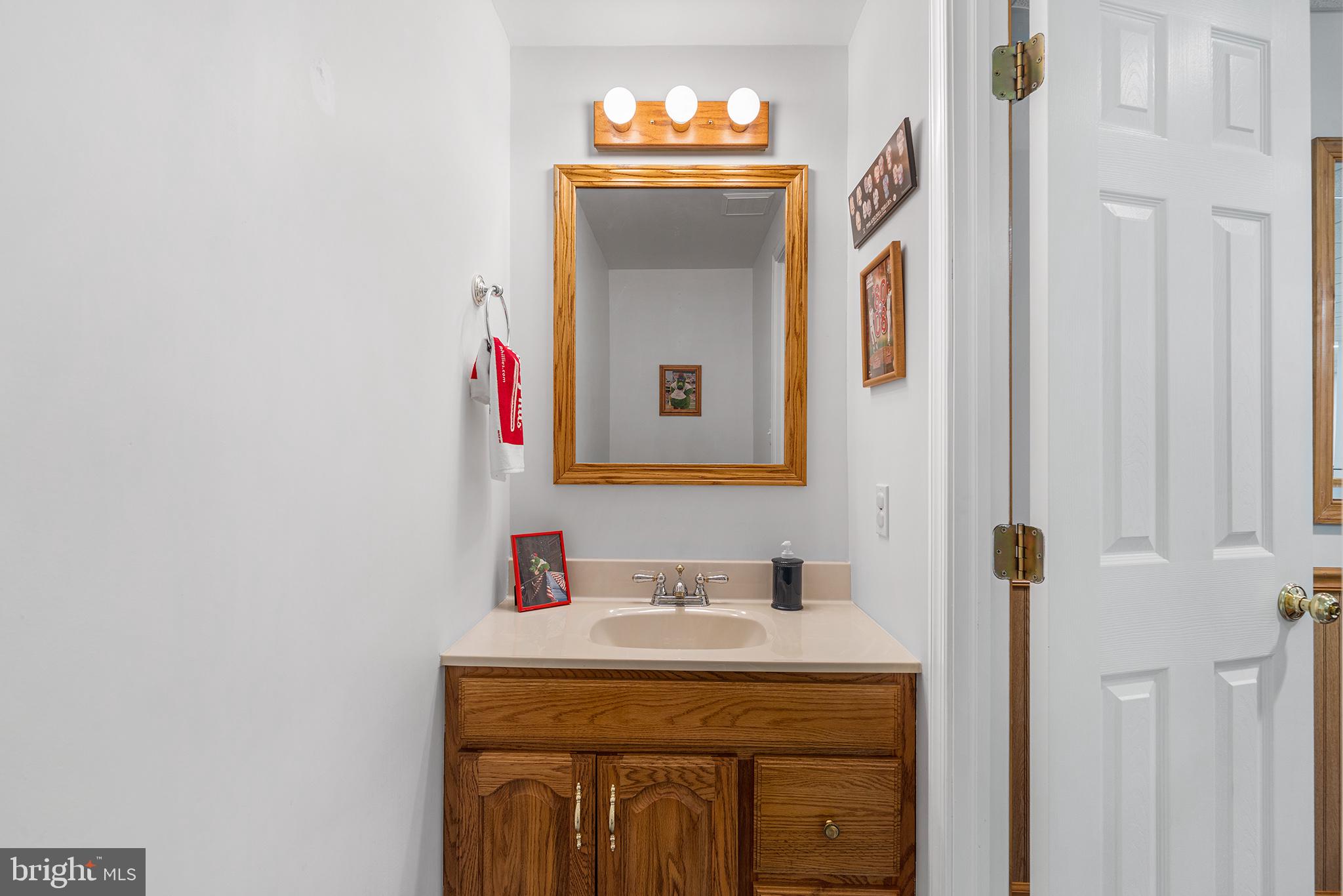 ARBOUR HILL - Residential