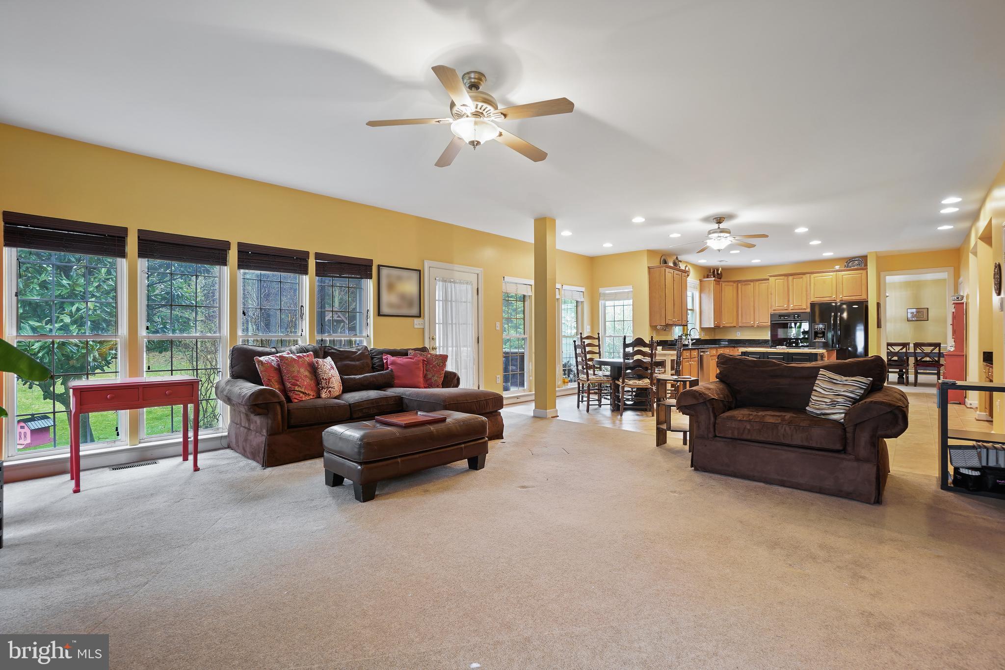 GROVEMONT - Residential