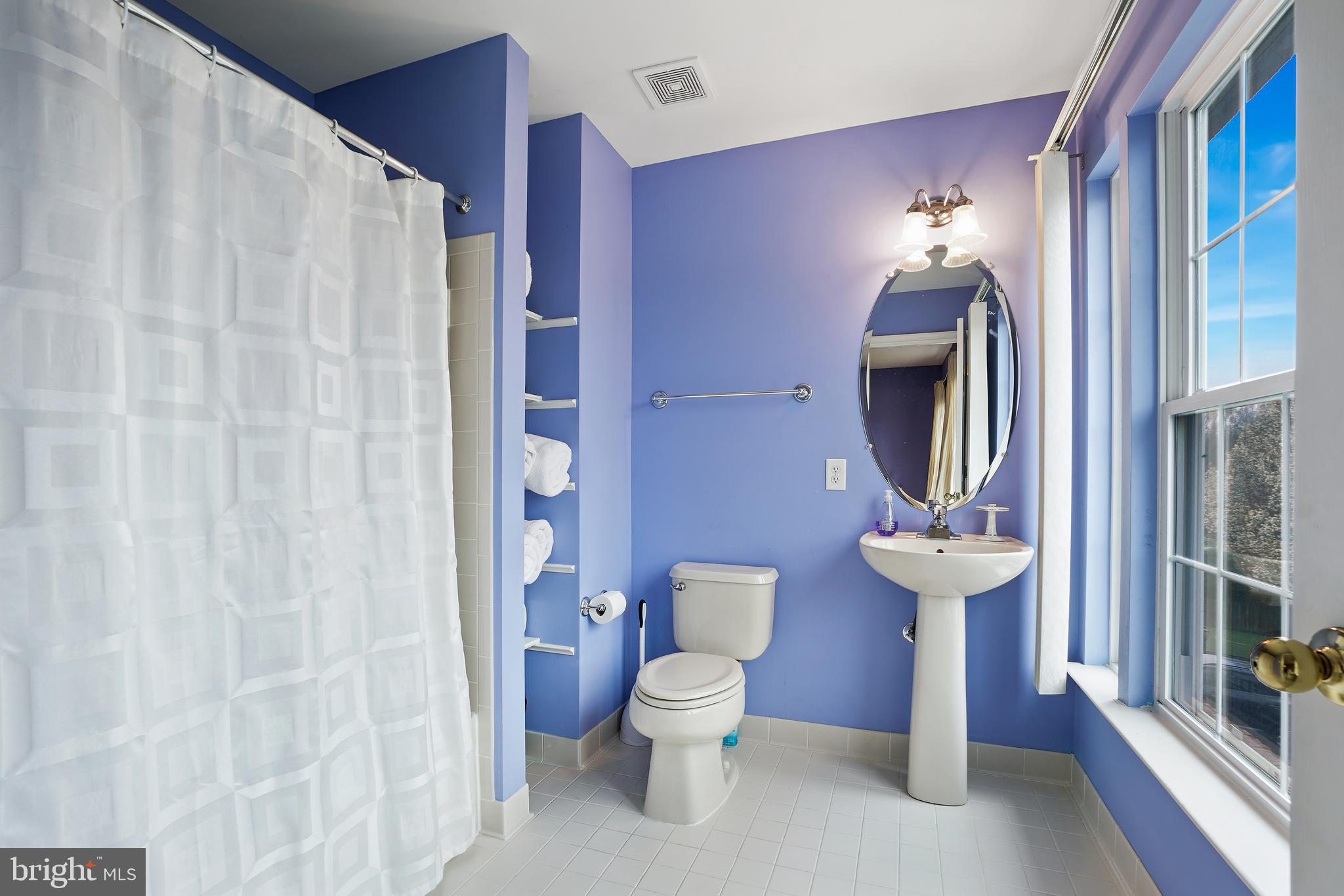 GROVEMONT - Residential