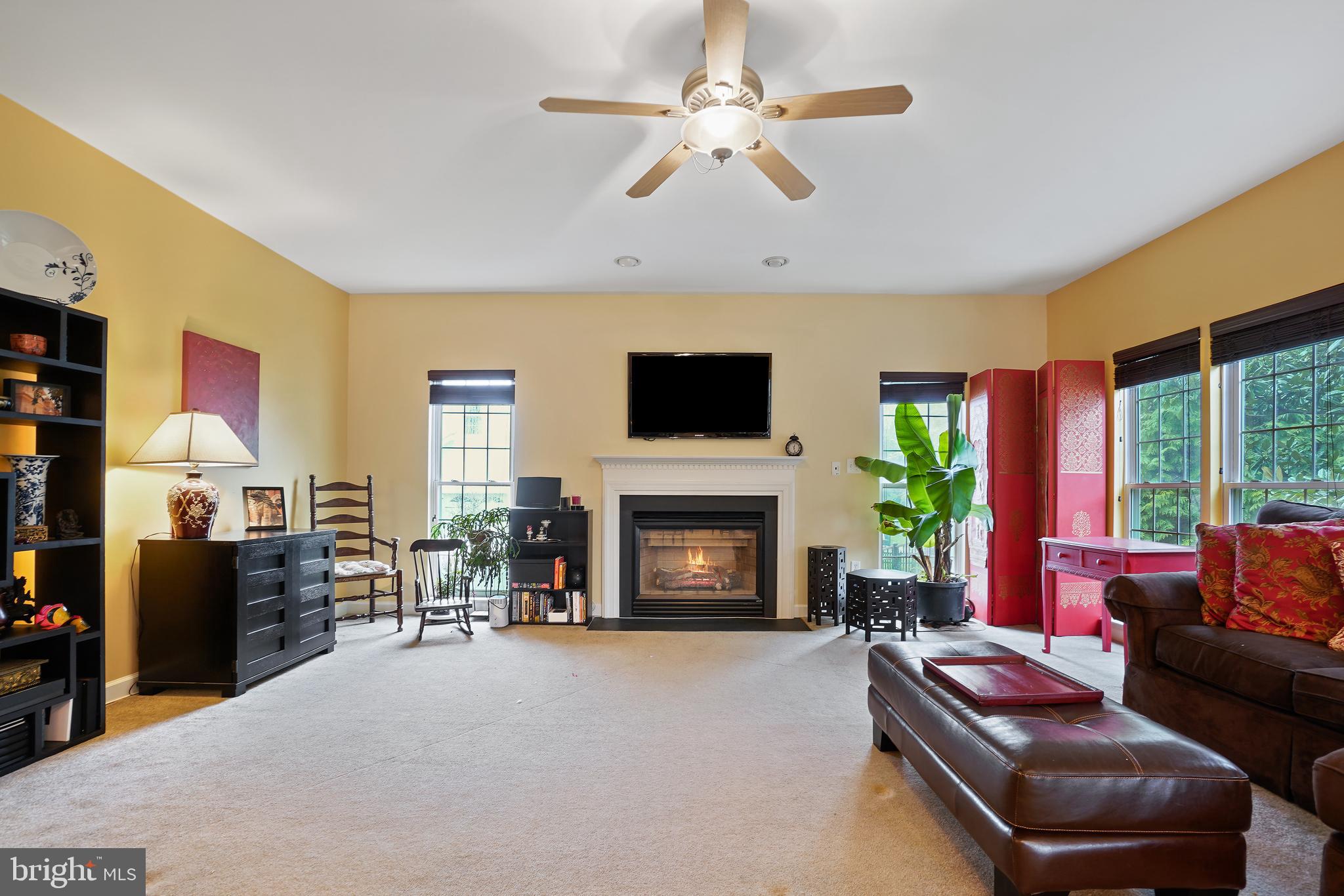 GROVEMONT - Residential