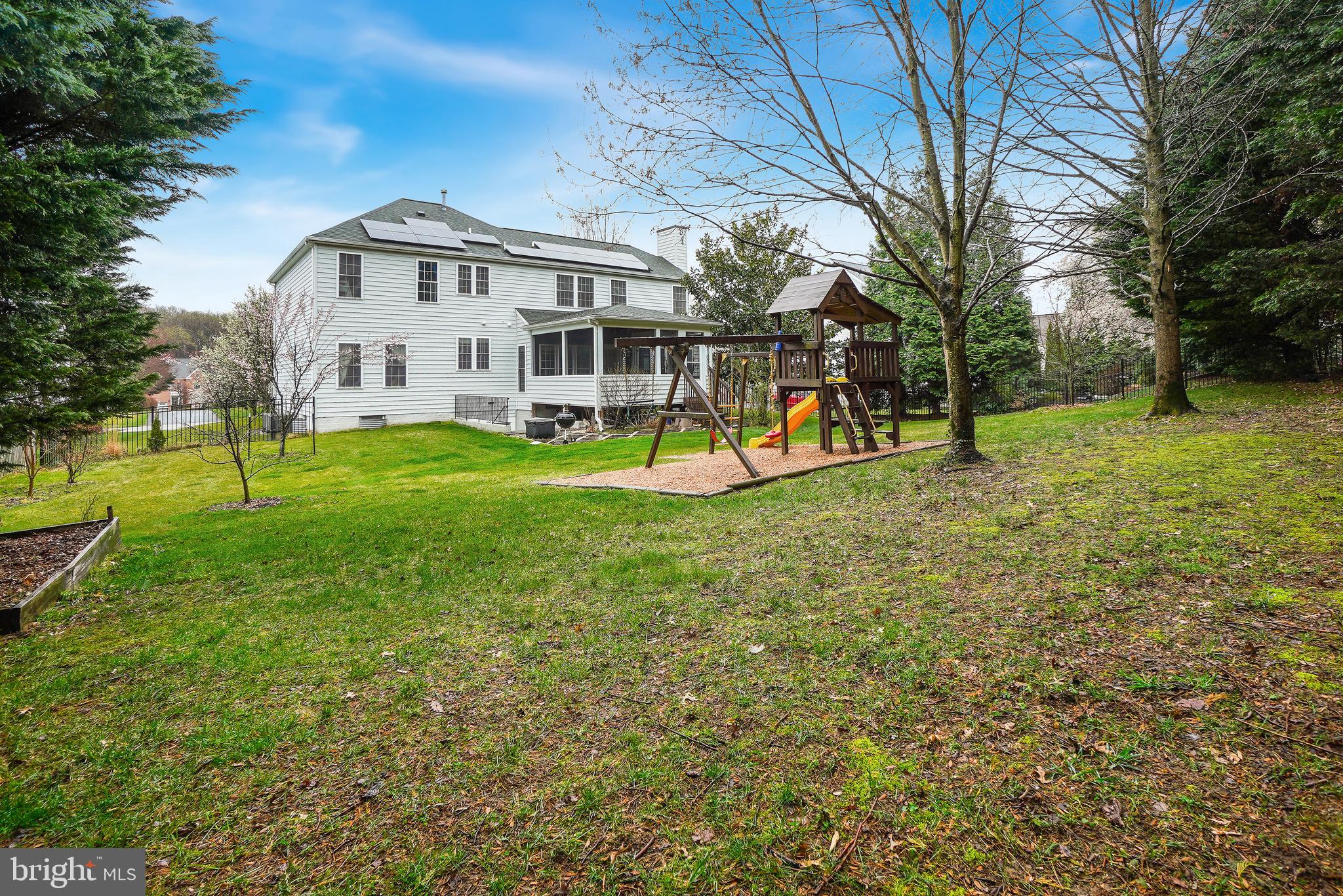 GROVEMONT - Residential