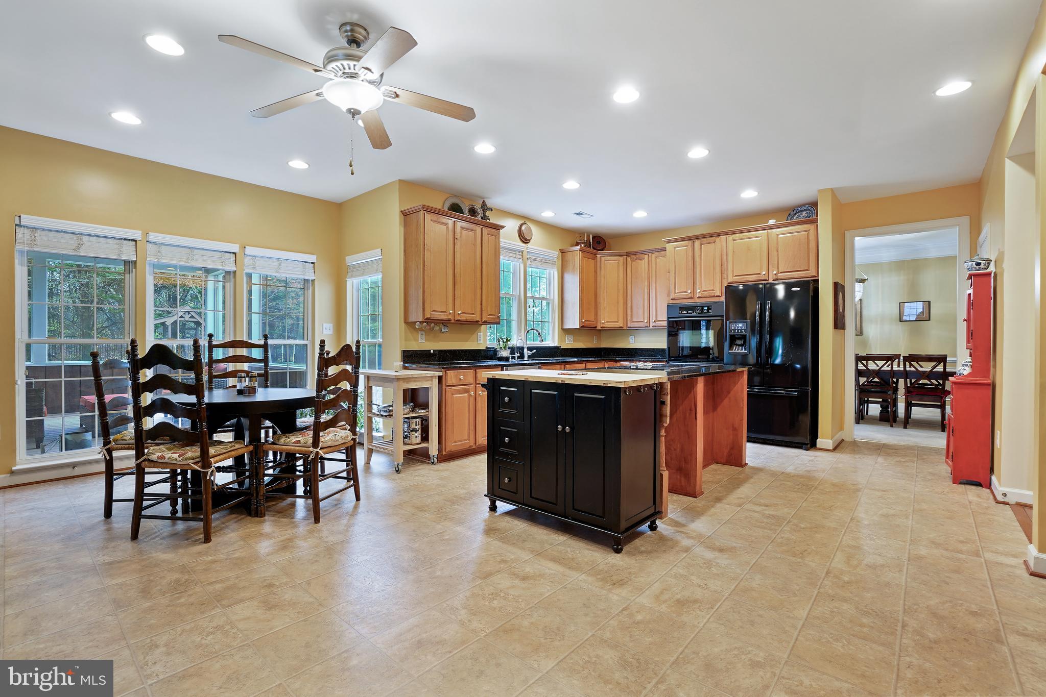 GROVEMONT - Residential