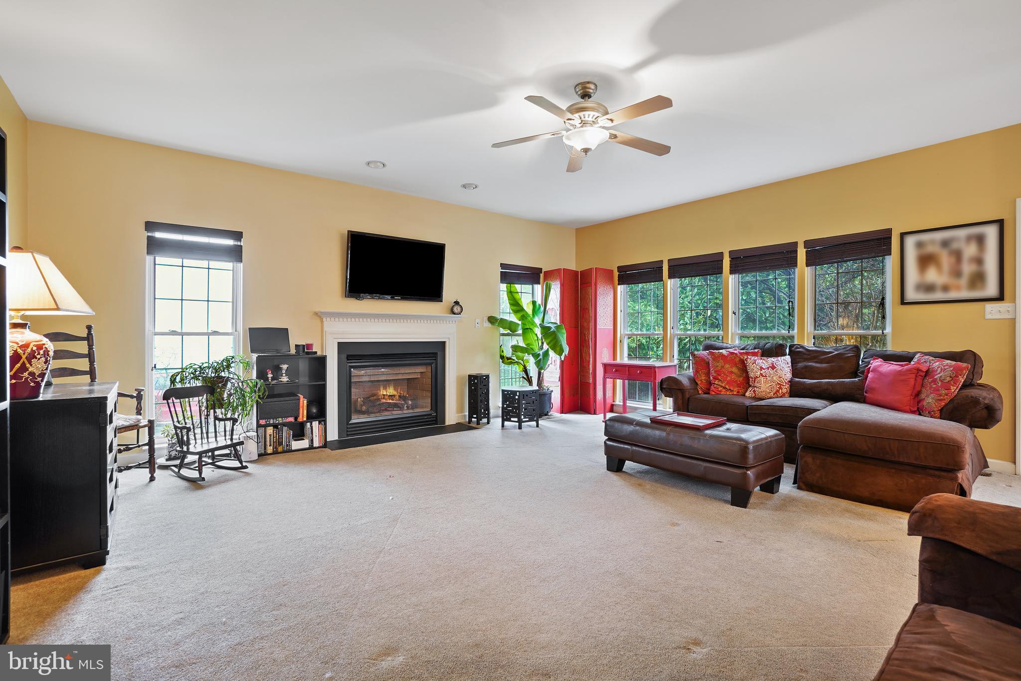 GROVEMONT - Residential