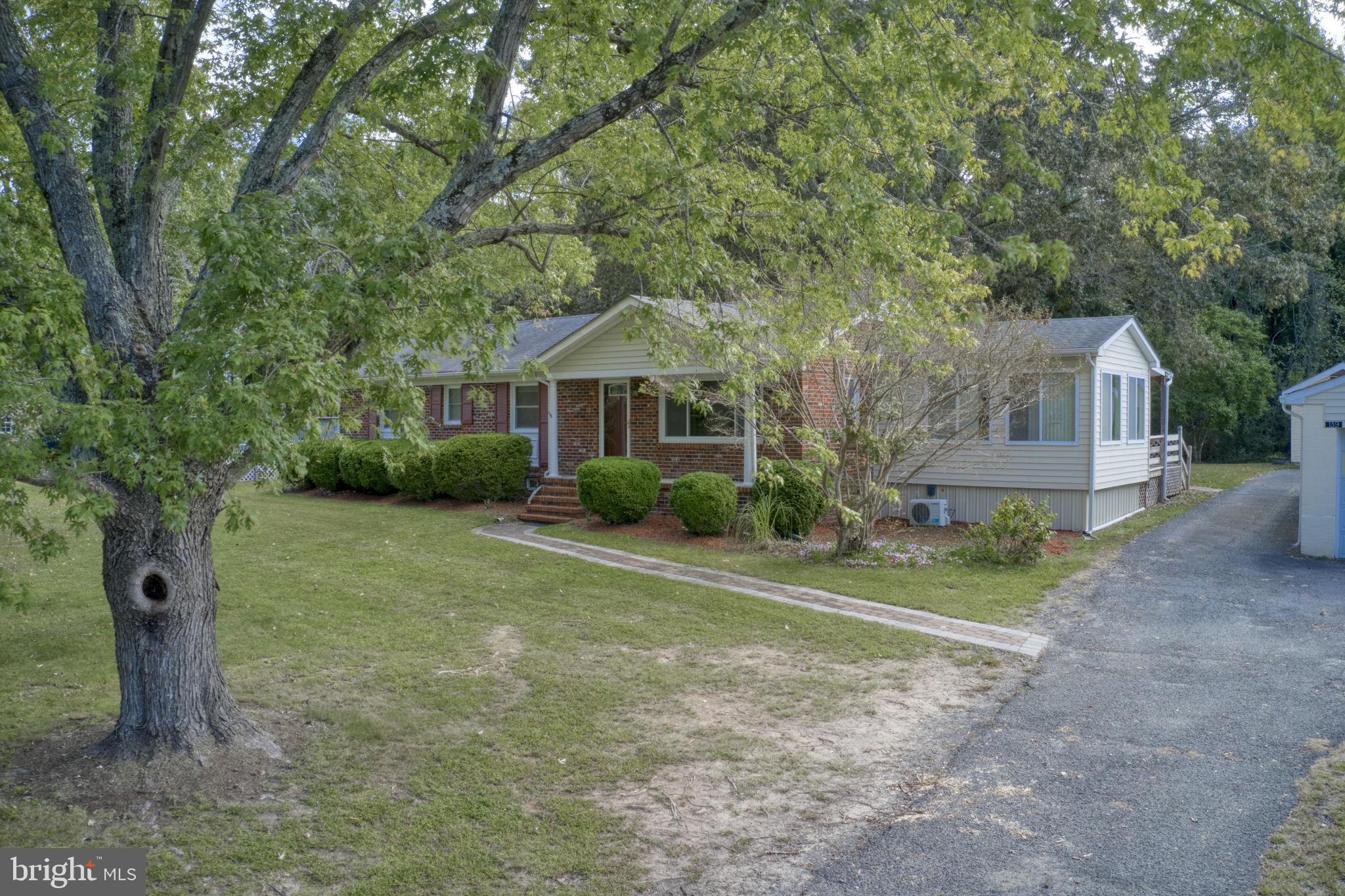 139 FOLLY NECK