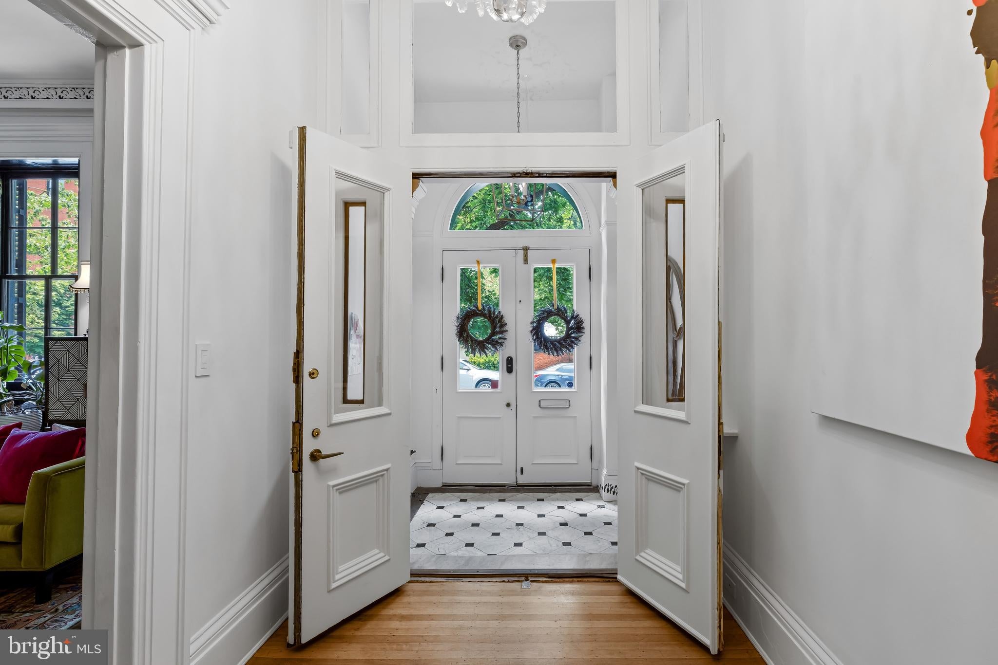 831 PARK AVENUE