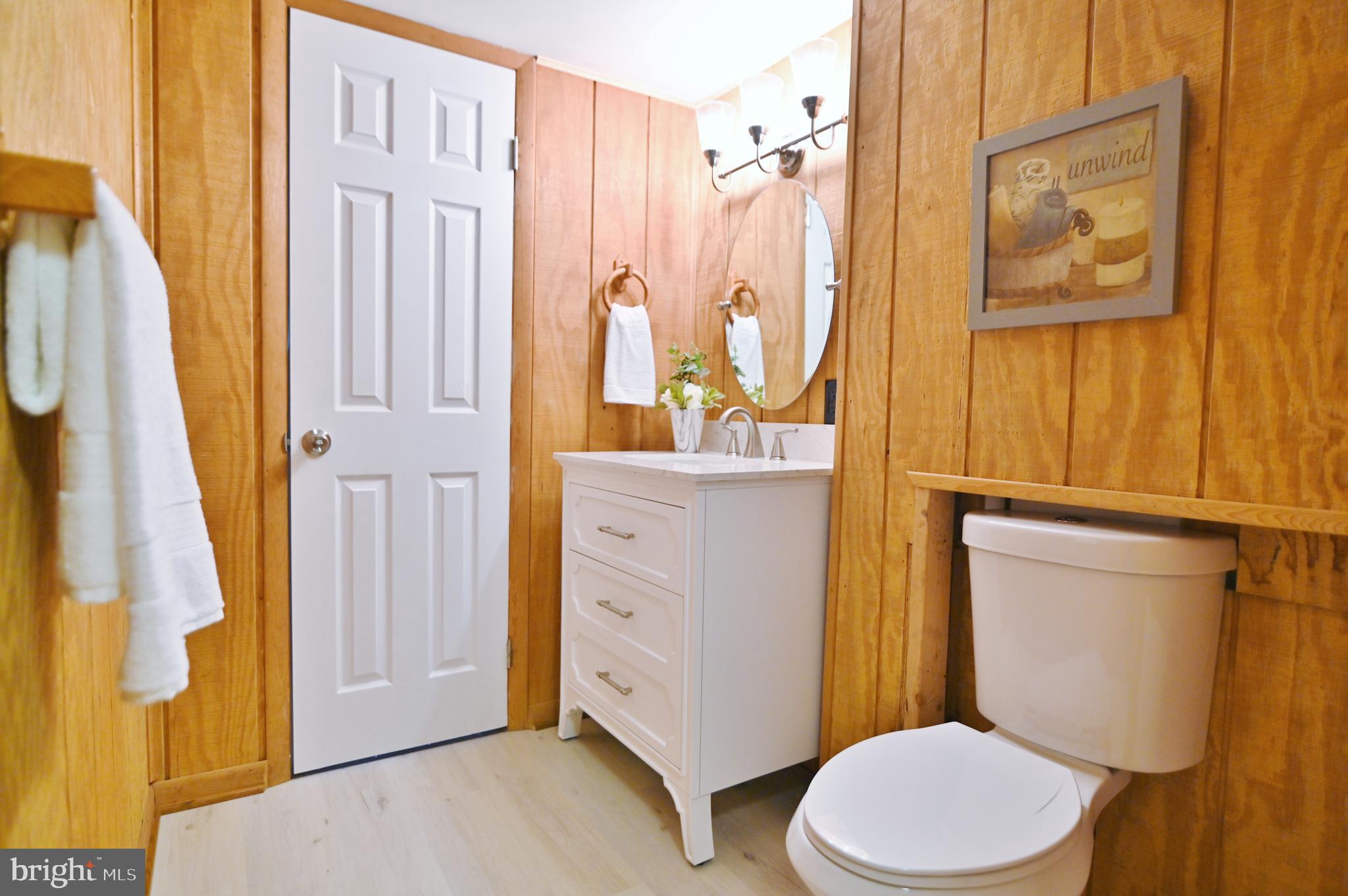 AVONDALE ACRES - Residential