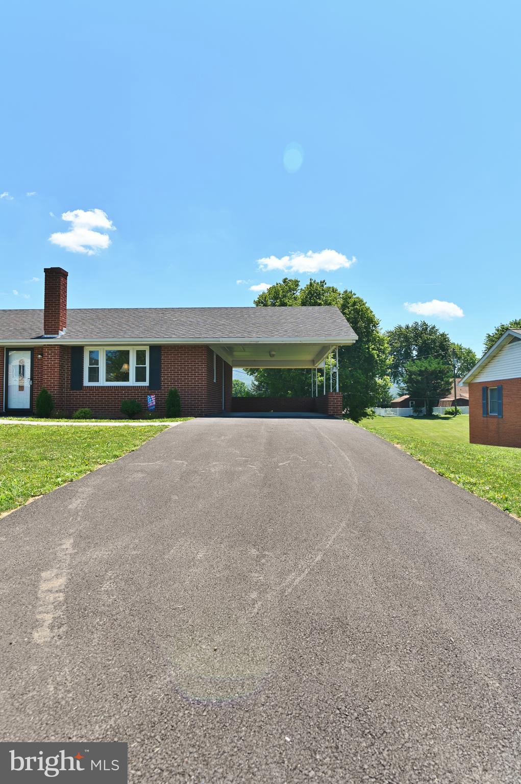 AVONDALE ACRES - Residential