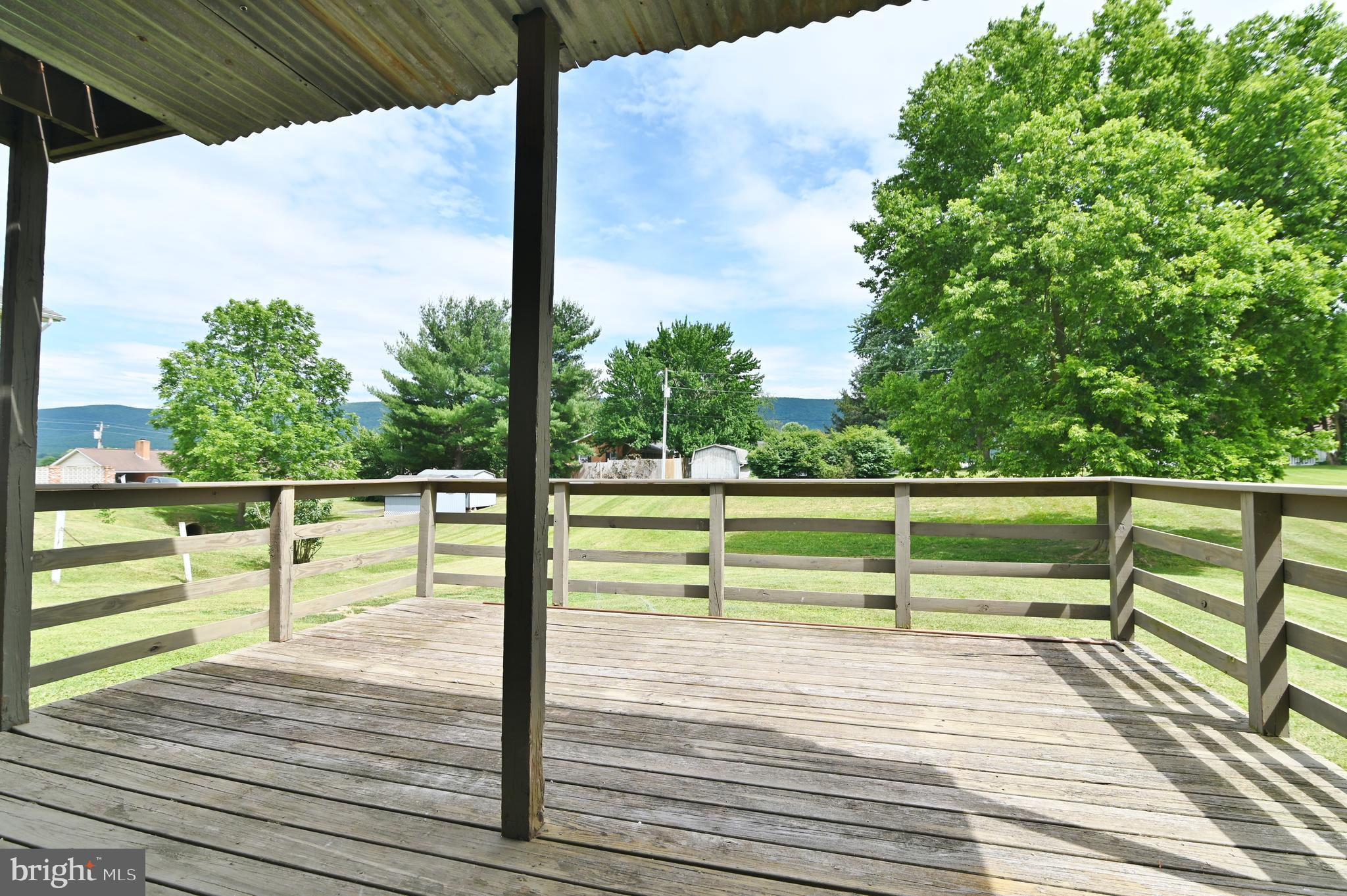 AVONDALE ACRES - Residential