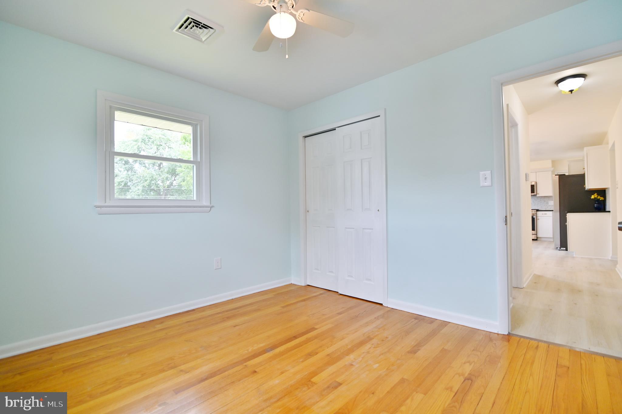 AVONDALE ACRES - Residential