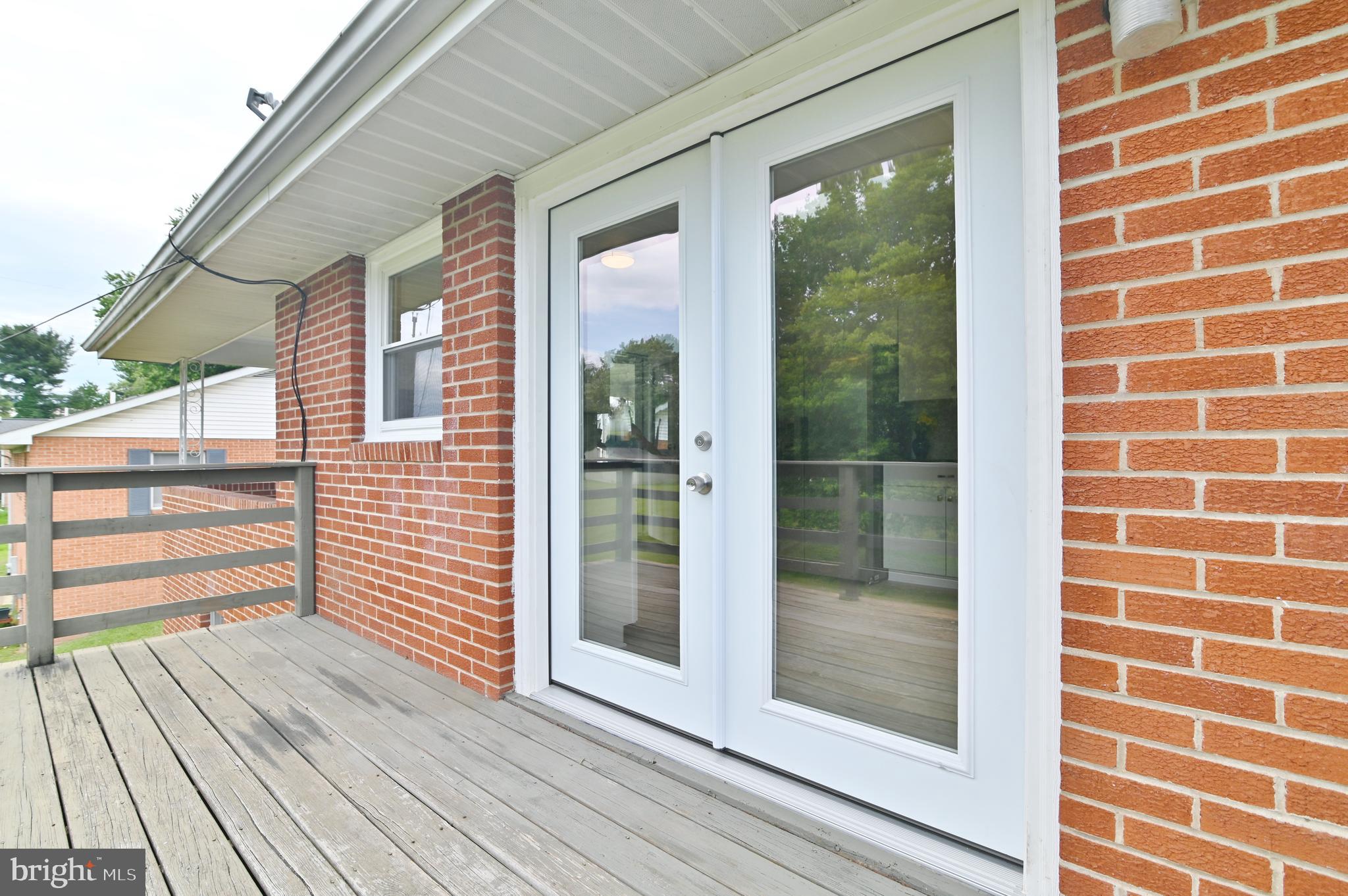 AVONDALE ACRES - Residential