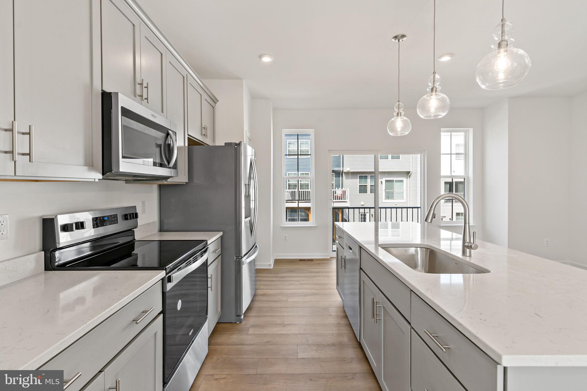 MARTINSBURG STATION - Residential