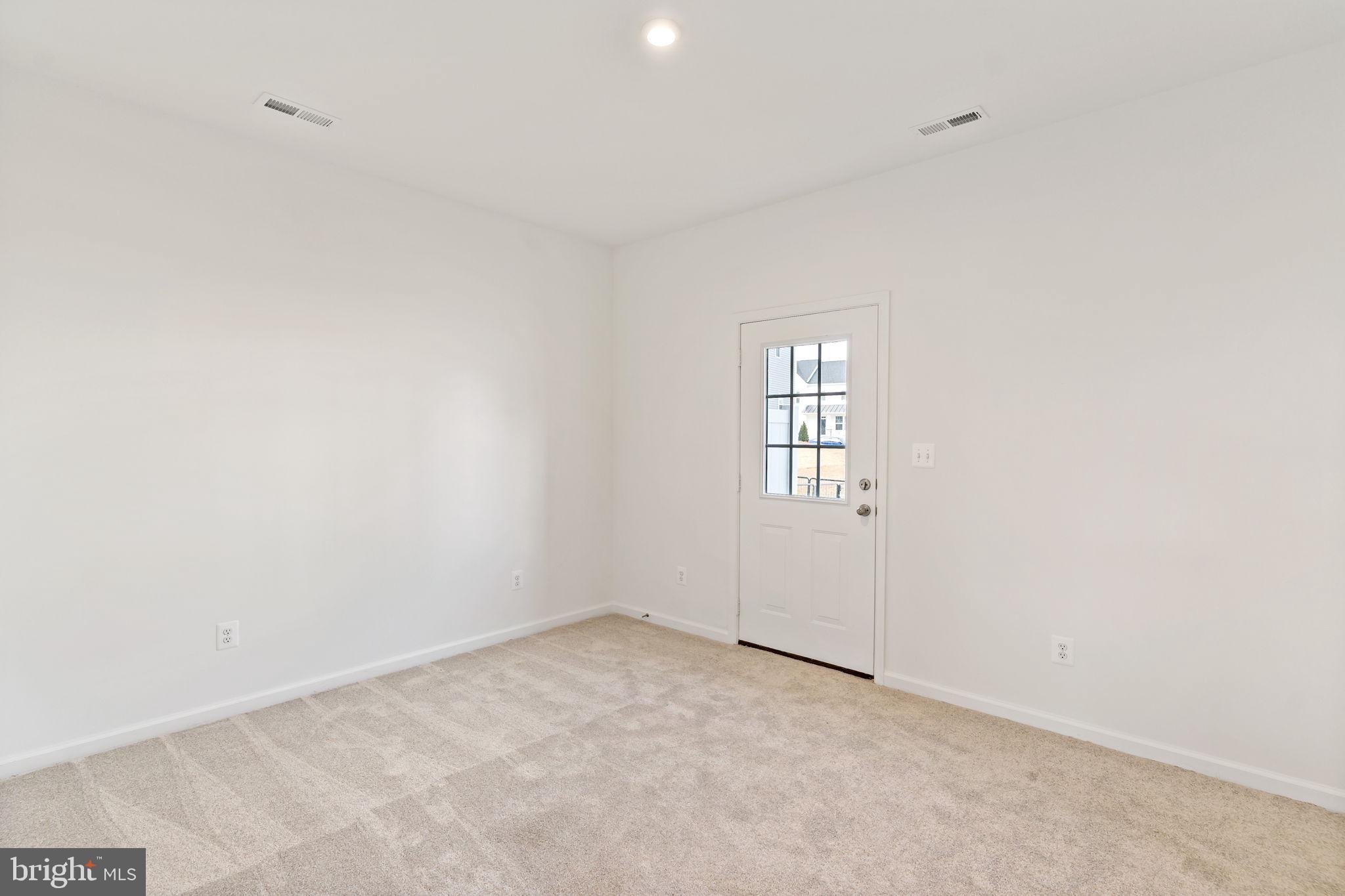 MARTINSBURG STATION - Residential