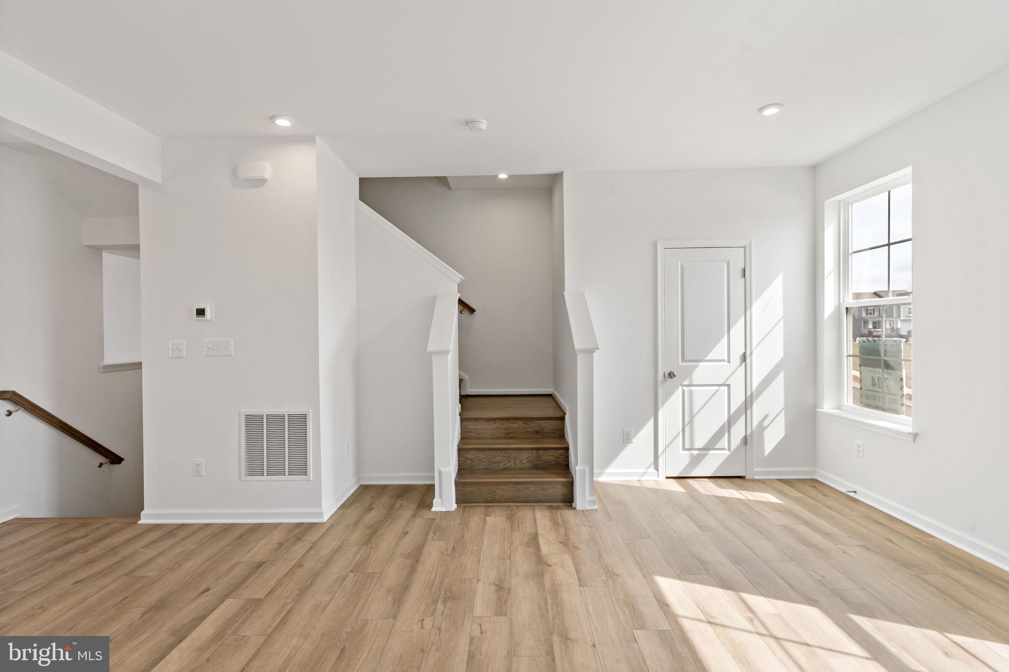 MARTINSBURG STATION - Residential