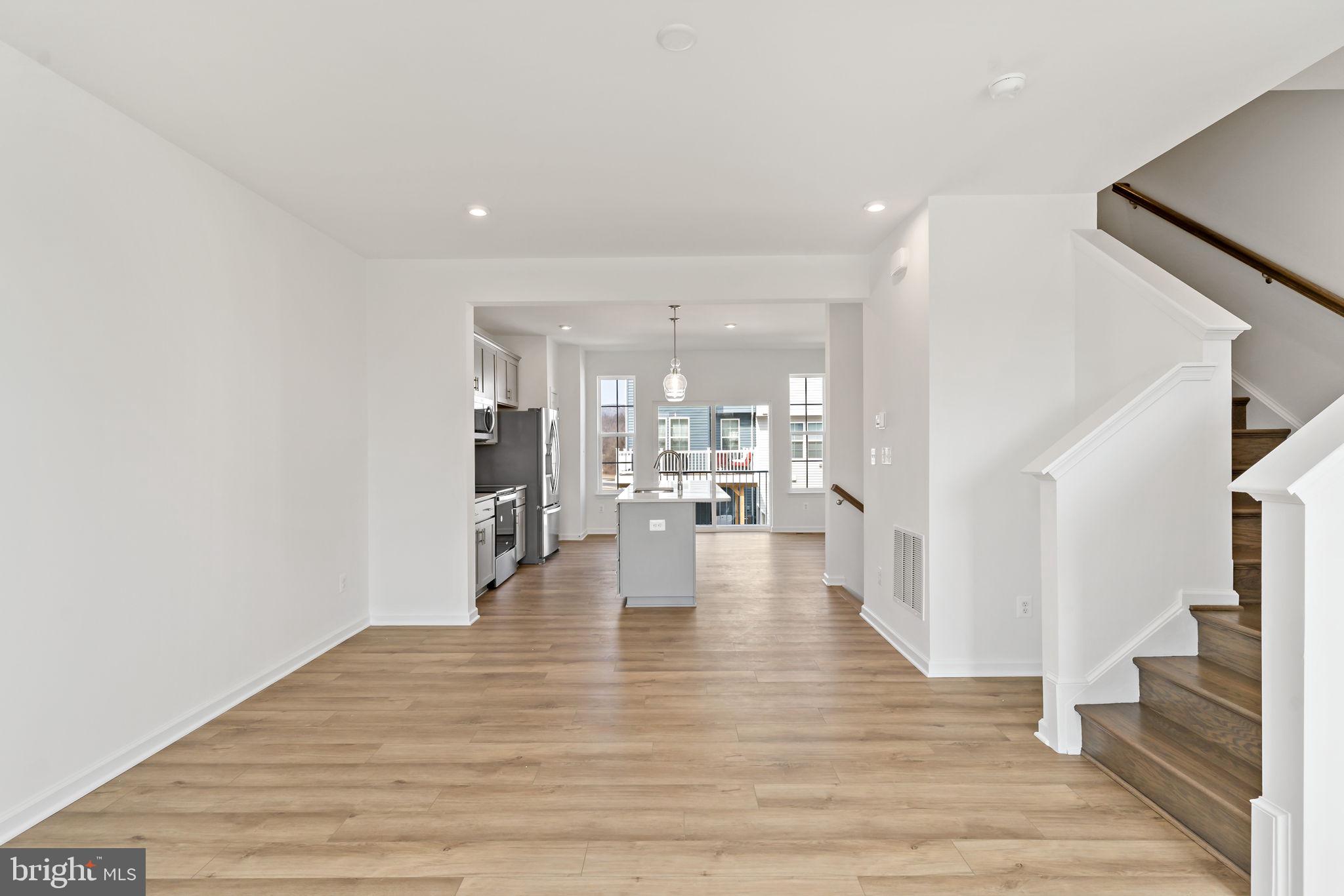 MARTINSBURG STATION - Residential