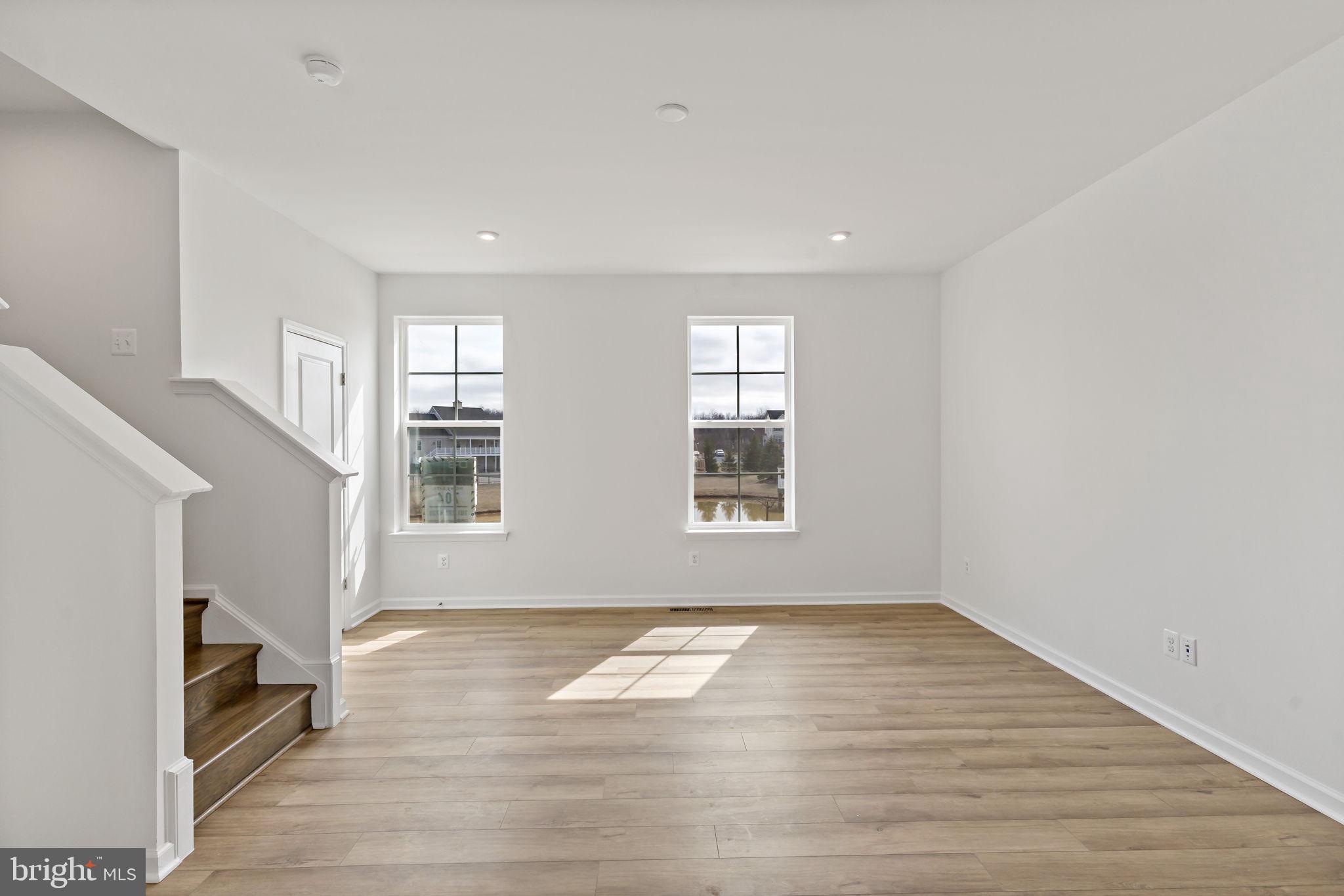 MARTINSBURG STATION - Residential