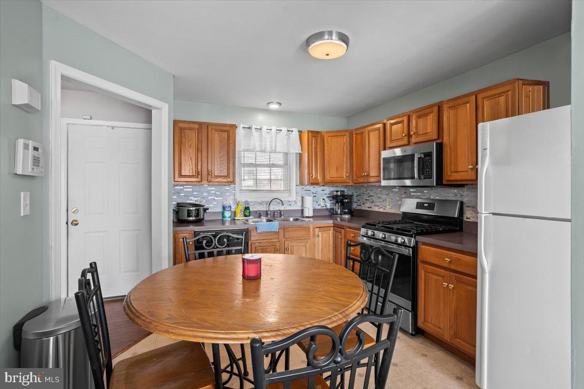 STERLING PLACE - Residential