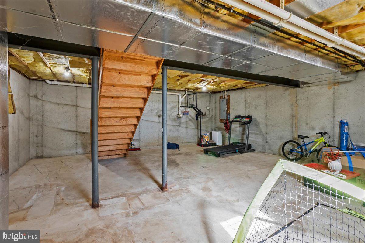 STERLING PLACE - Residential