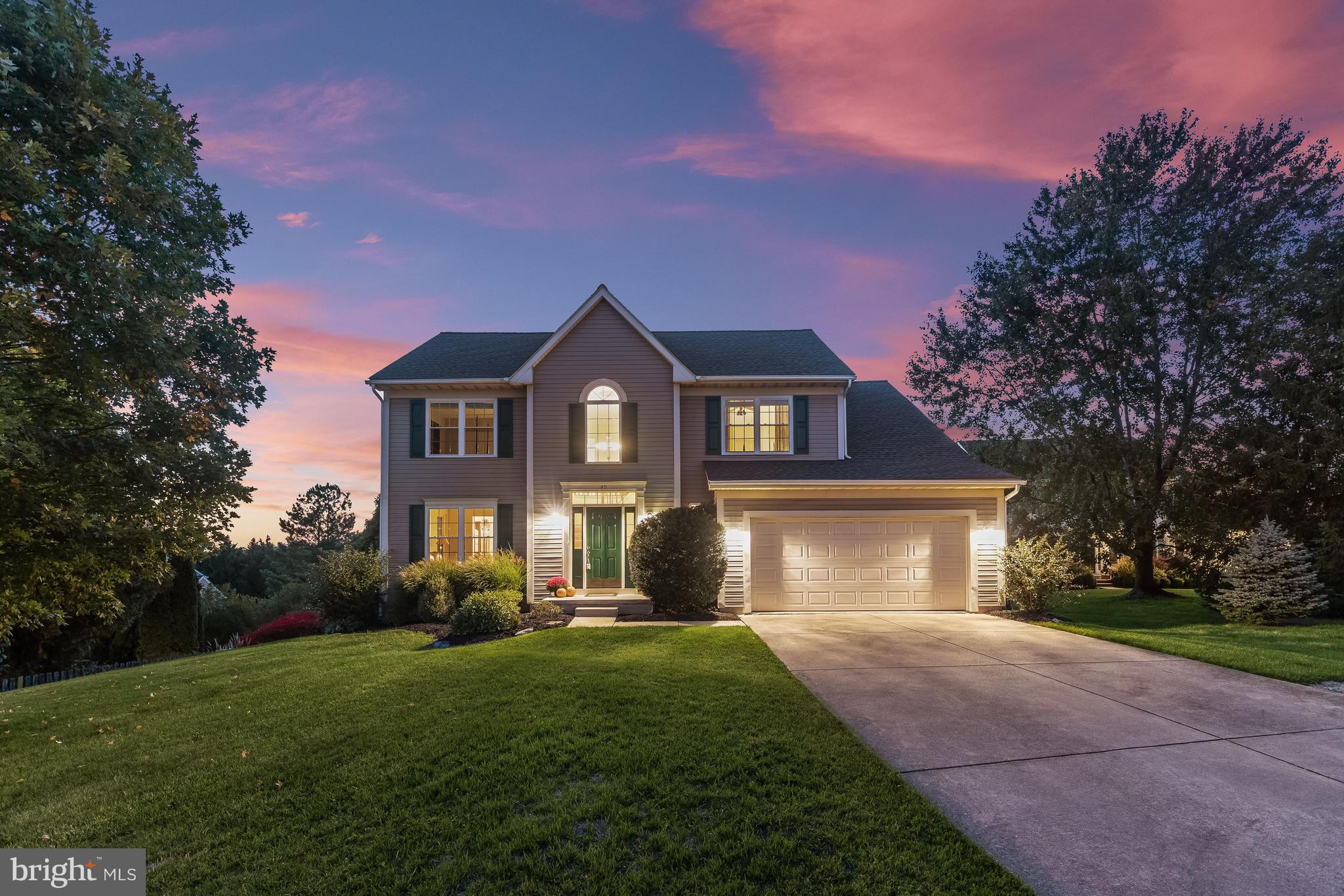 EAGLEVIEW ESTATES - Residential