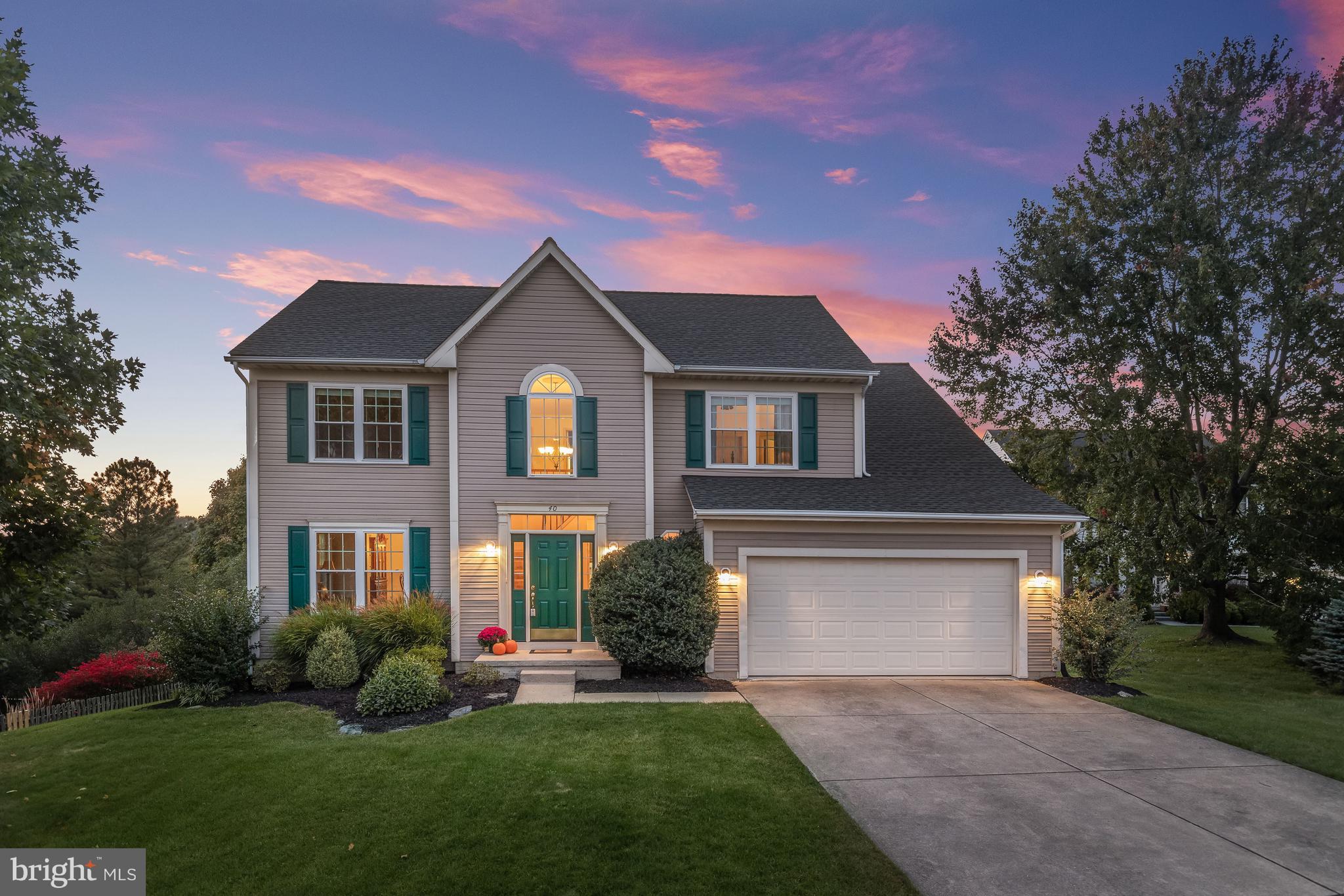 EAGLEVIEW ESTATES - Residential