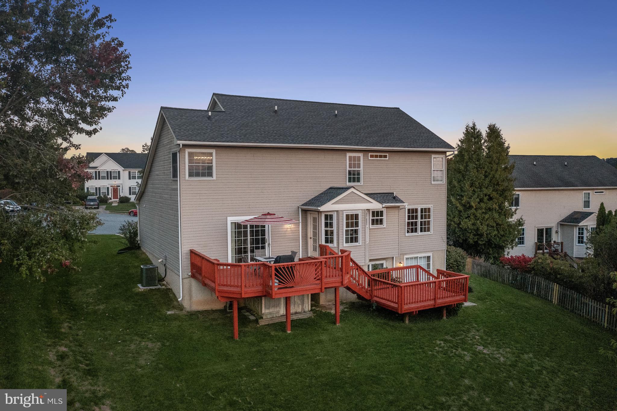 EAGLEVIEW ESTATES - Residential