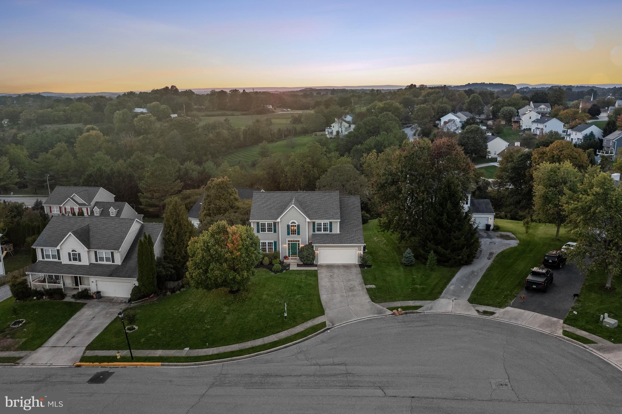 EAGLEVIEW ESTATES - Residential