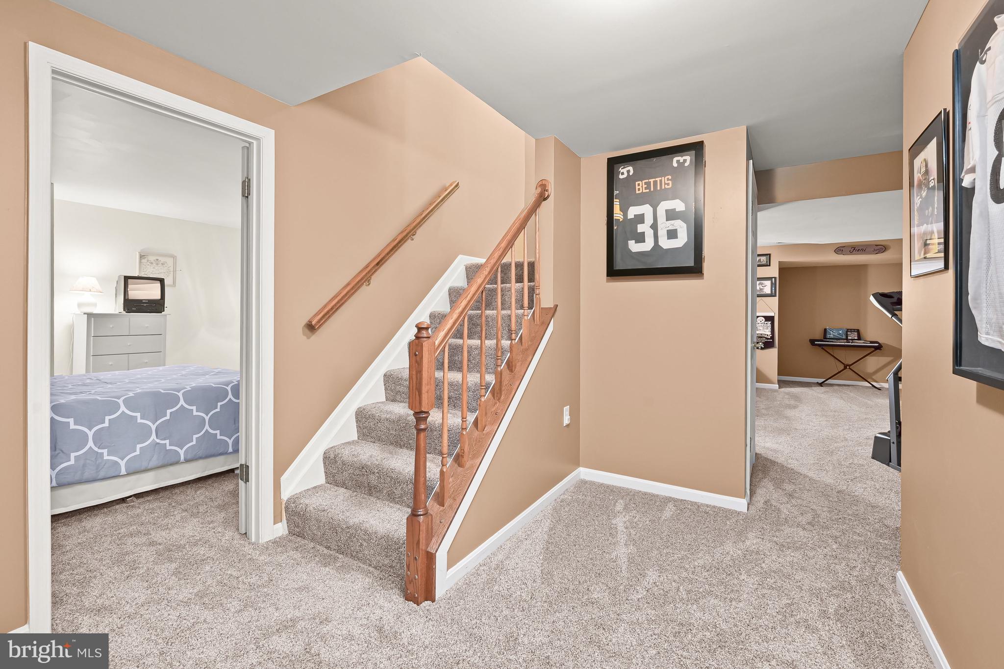 EAGLEVIEW ESTATES - Residential