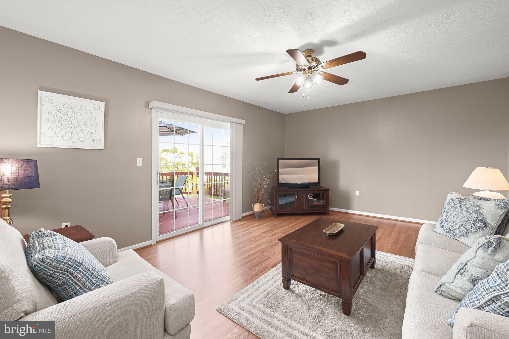 EAGLEVIEW ESTATES - Residential