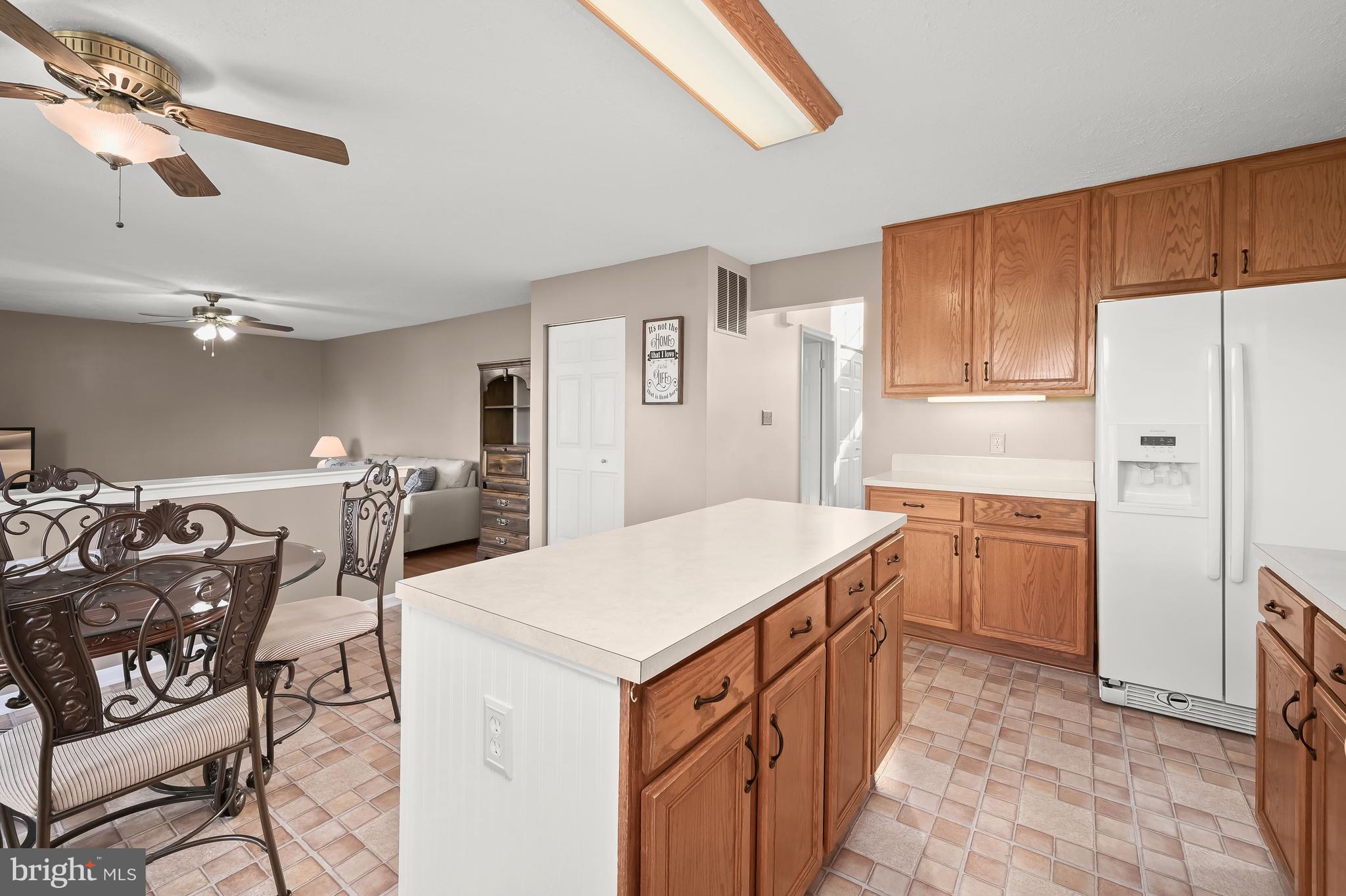 EAGLEVIEW ESTATES - Residential