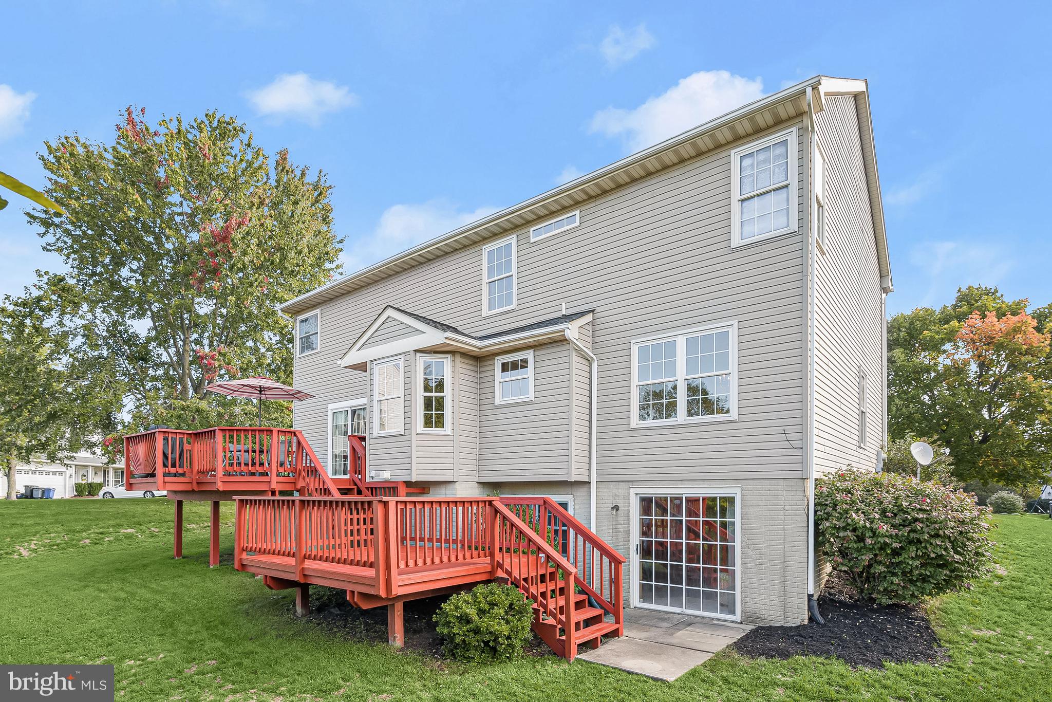 EAGLEVIEW ESTATES - Residential