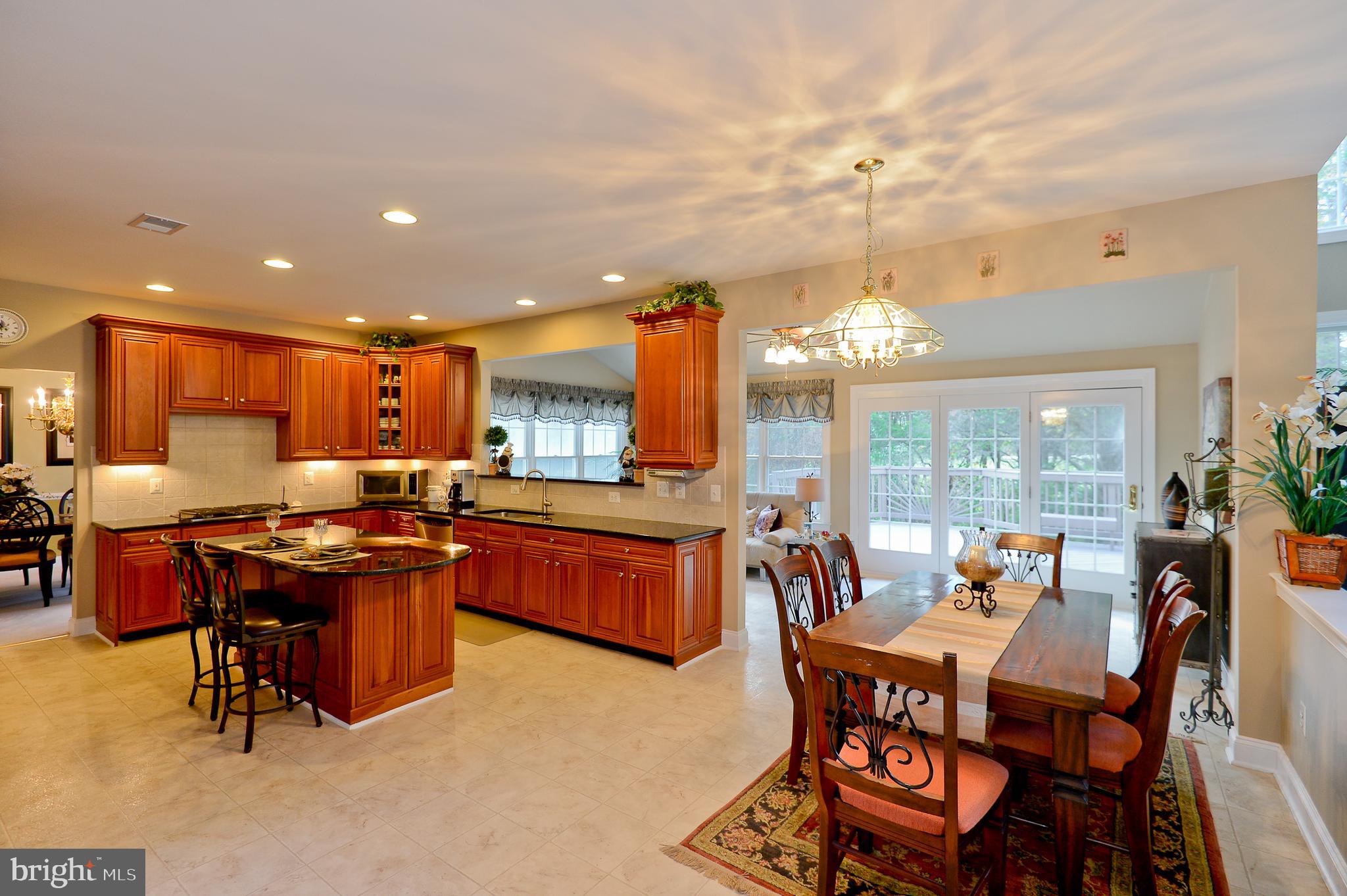 SOUTH RIDING - Residential