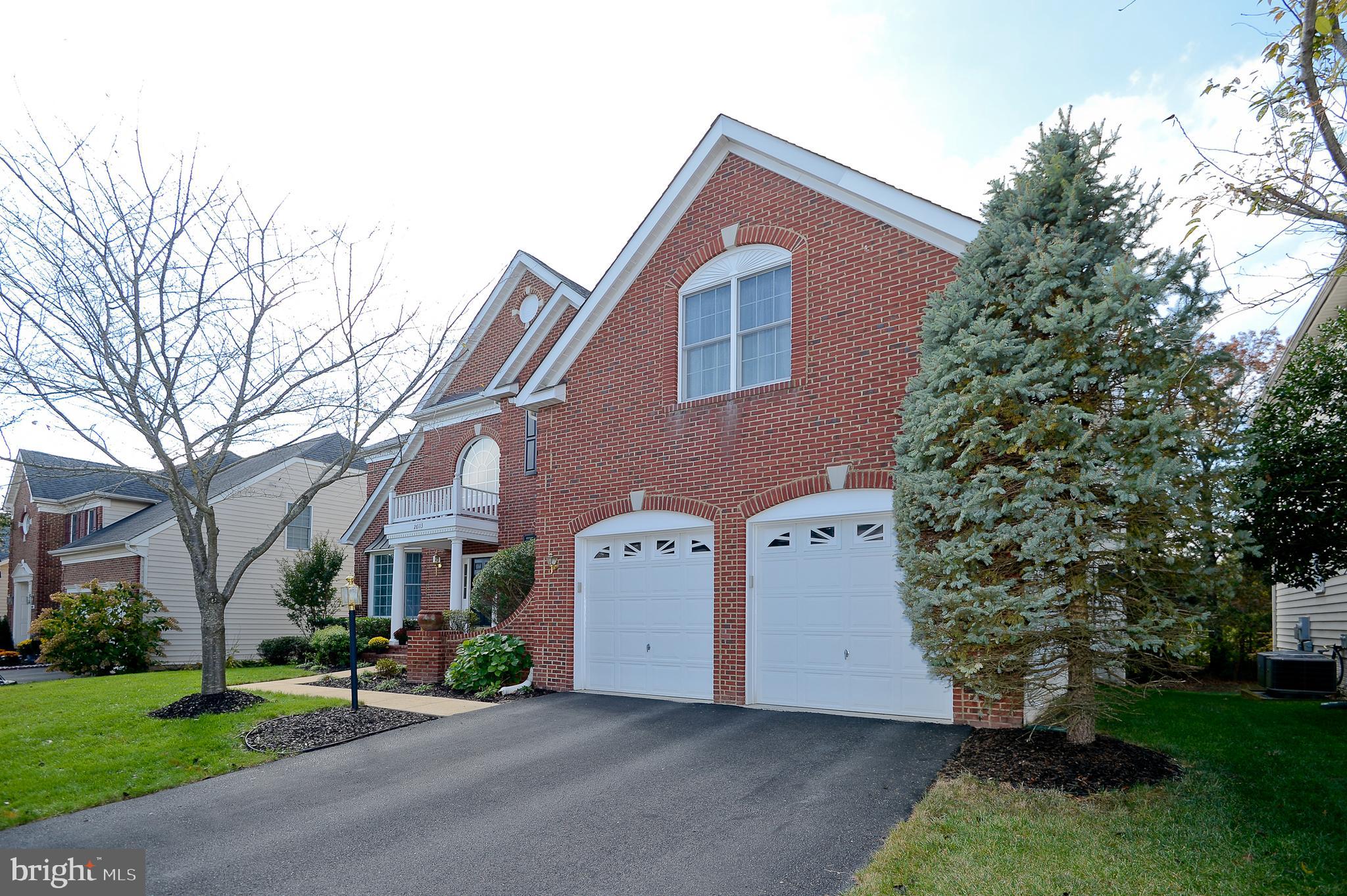 SOUTH RIDING - Residential