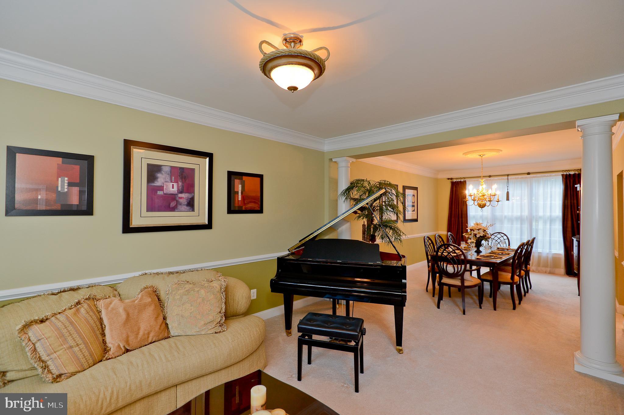 SOUTH RIDING - Residential