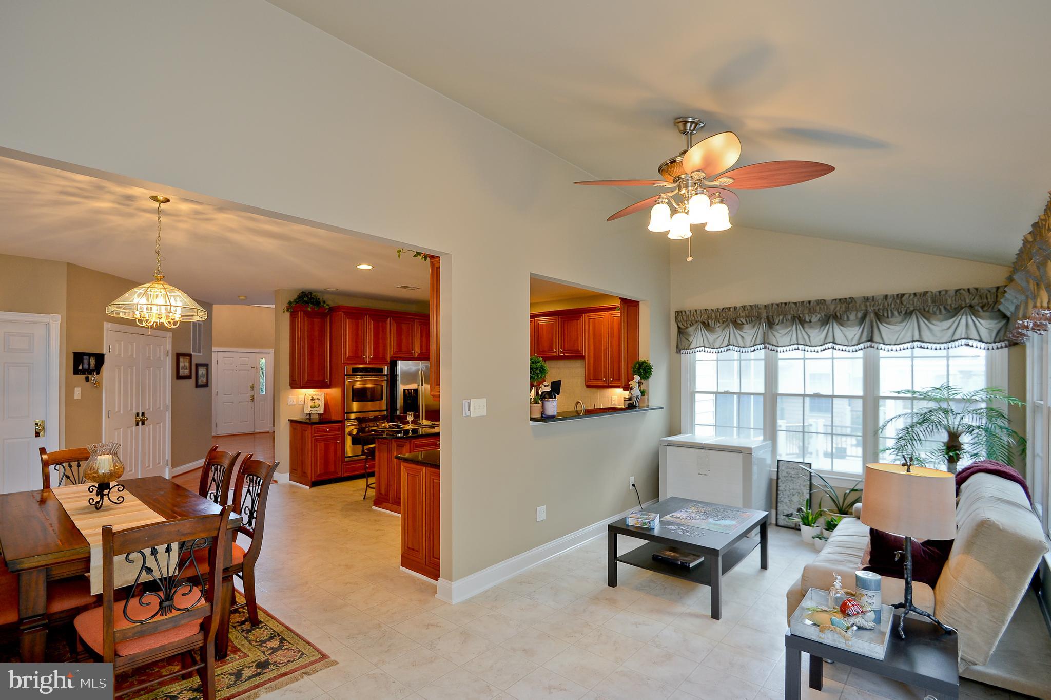 SOUTH RIDING - Residential