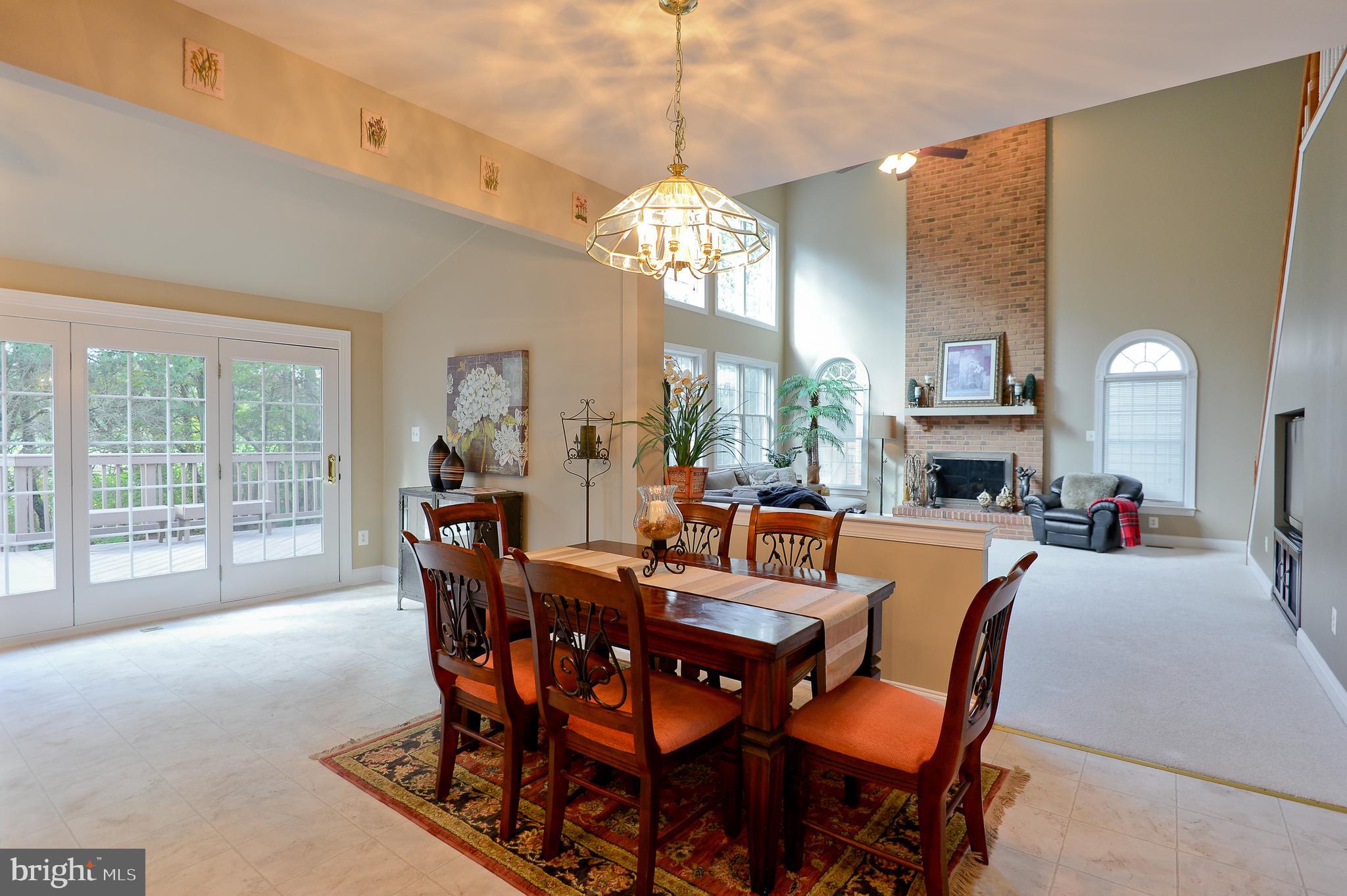 SOUTH RIDING - Residential