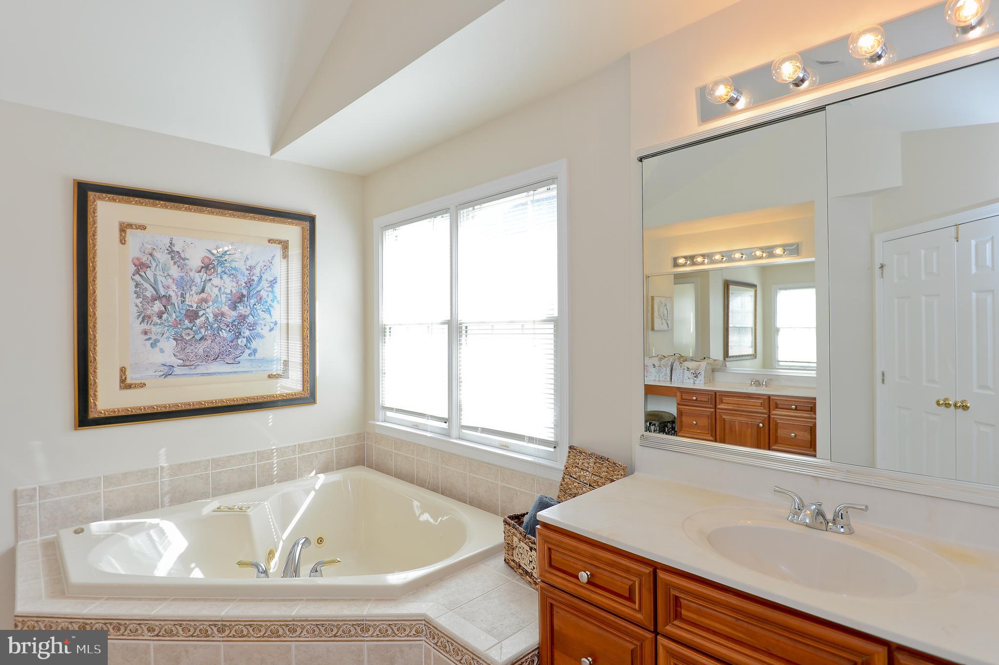 SOUTH RIDING - Residential