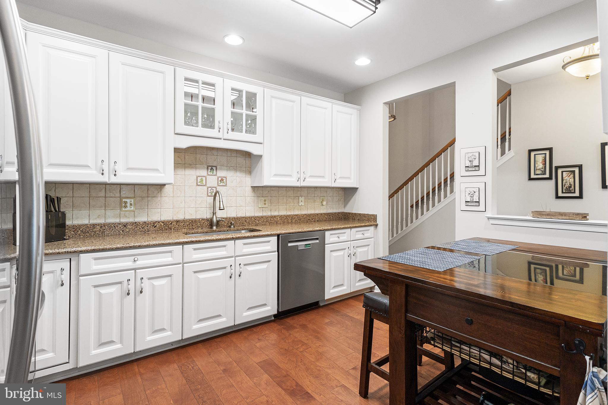 HIDDEN MEADOW - Residential