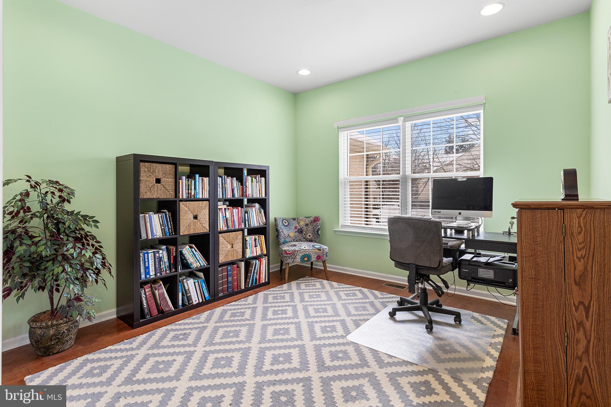 HIDDEN MEADOW - Residential