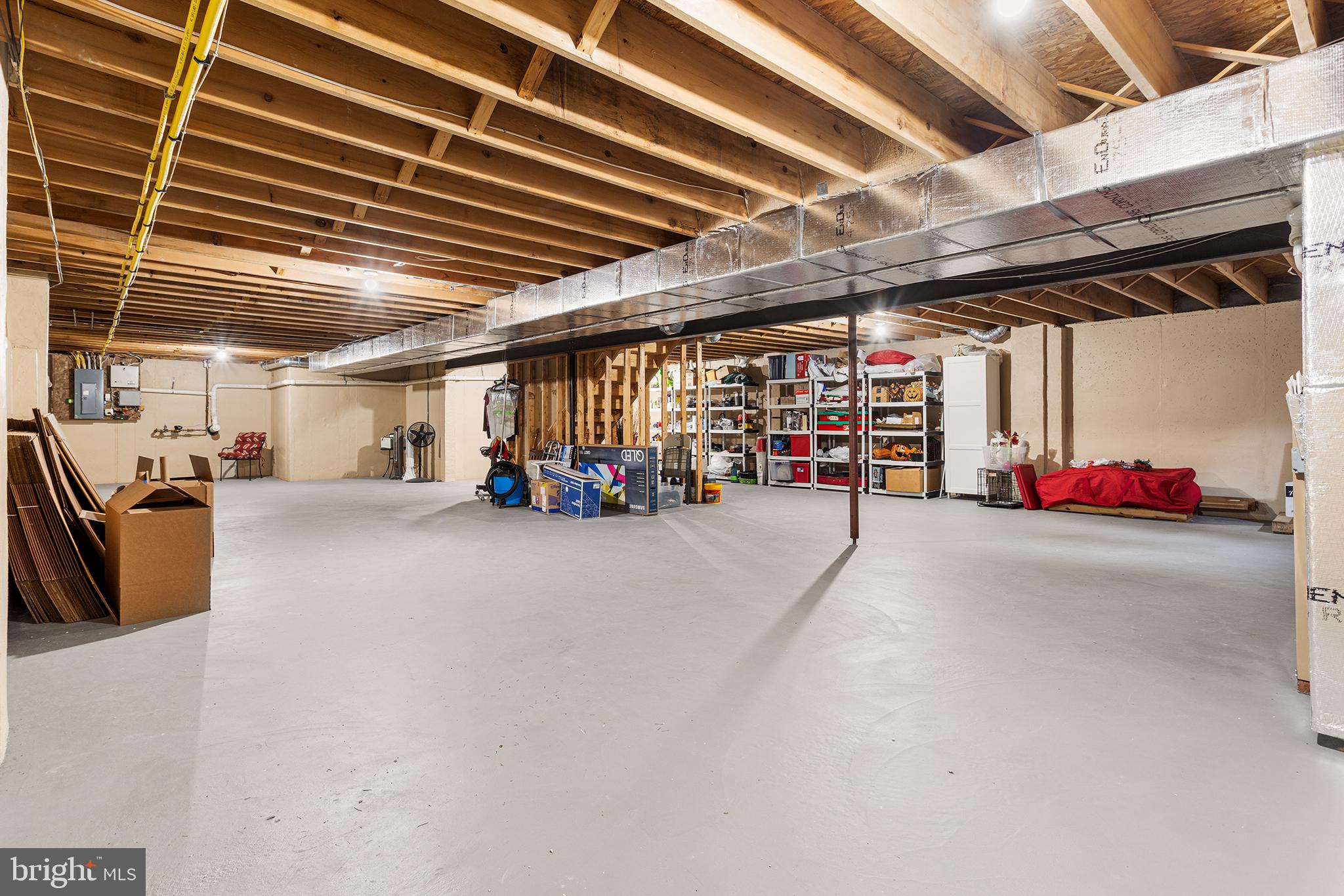 HIDDEN MEADOW - Residential