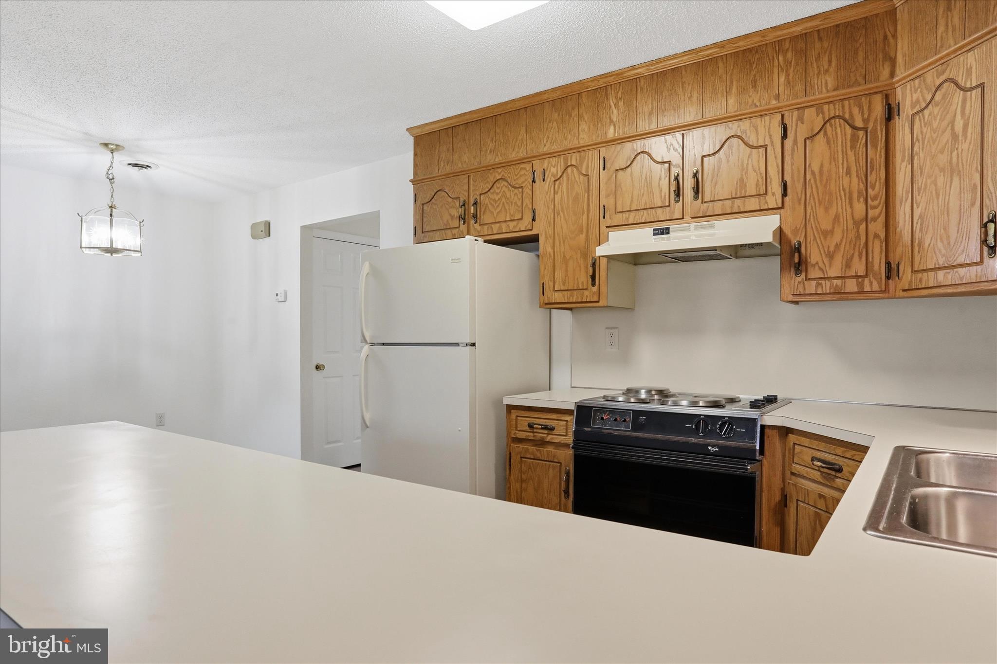 FALLING SPRING MEADOWS - Residential