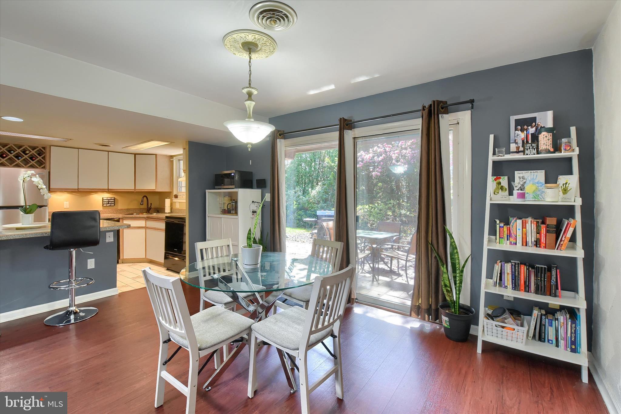 CEDAR RIDGE - Residential