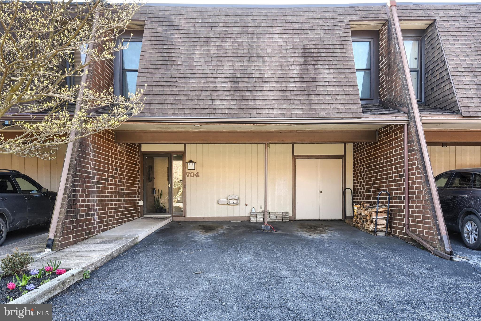 CEDAR RIDGE - Residential