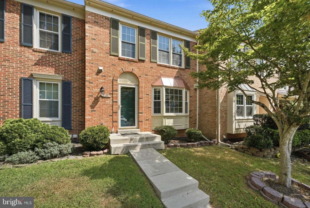 Photo of 12419 Eden Lane, WOODBRIDGE, VA 22192 (MLS # VAPW2128926)