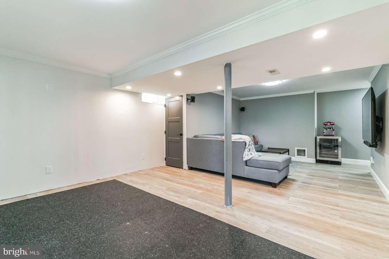 WEATHERSTONE - Residential