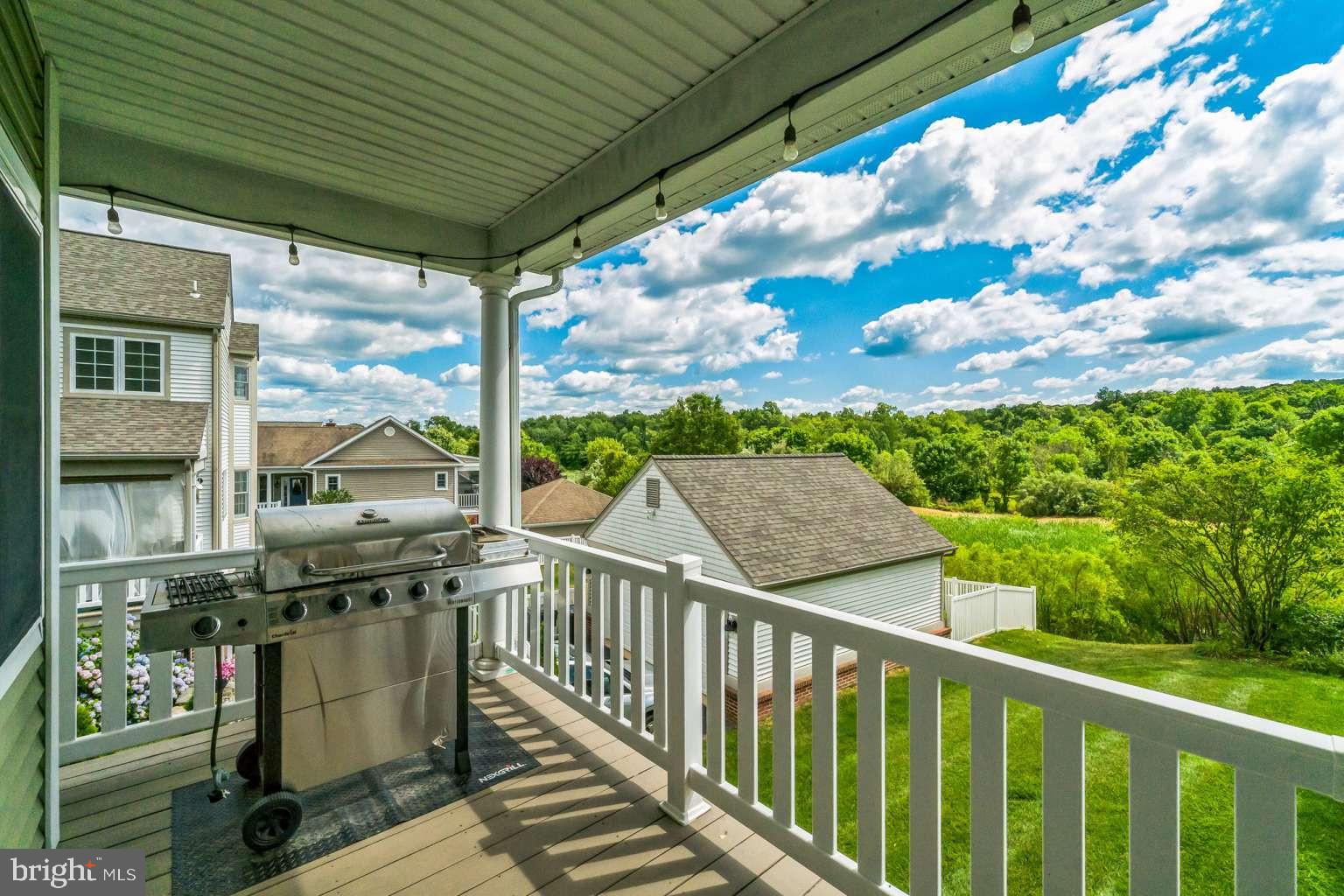 WEATHERSTONE - Residential