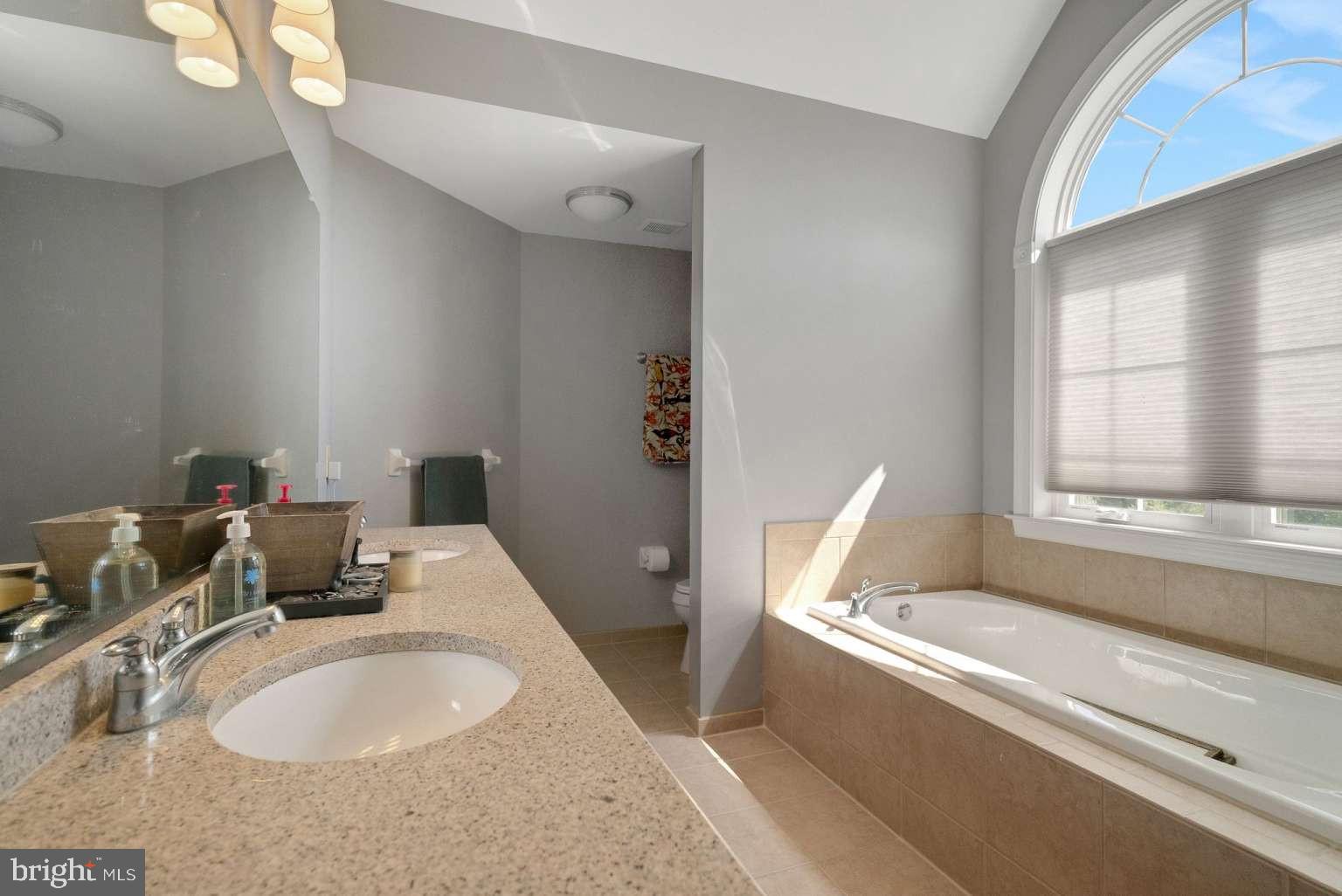 WEATHERSTONE - Residential