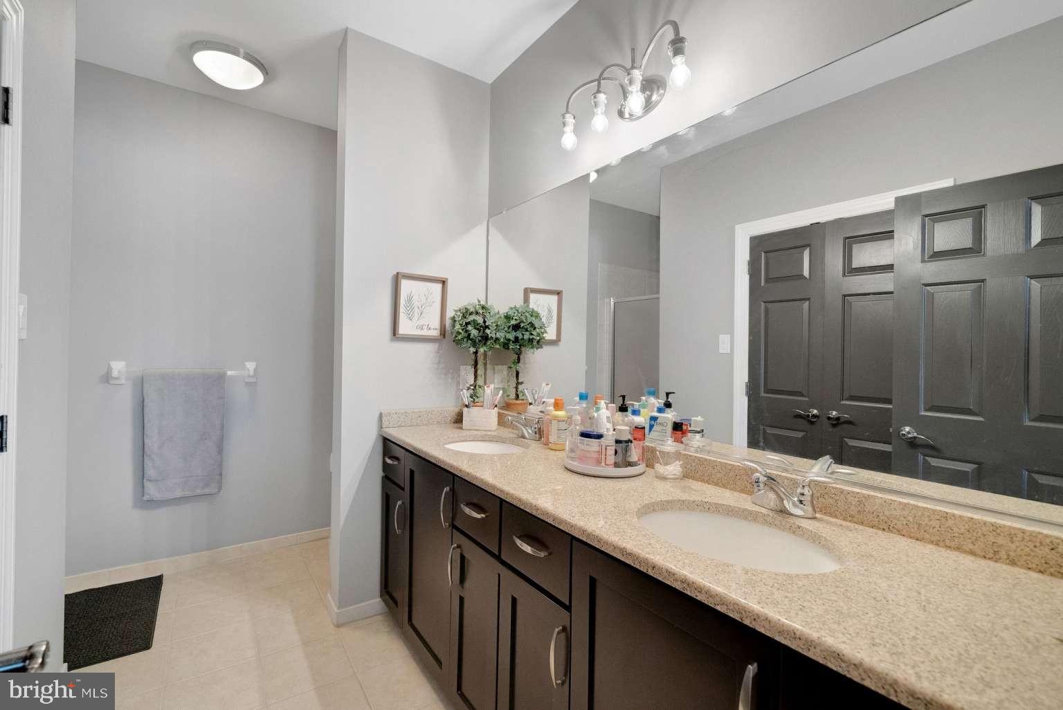 WEATHERSTONE - Residential