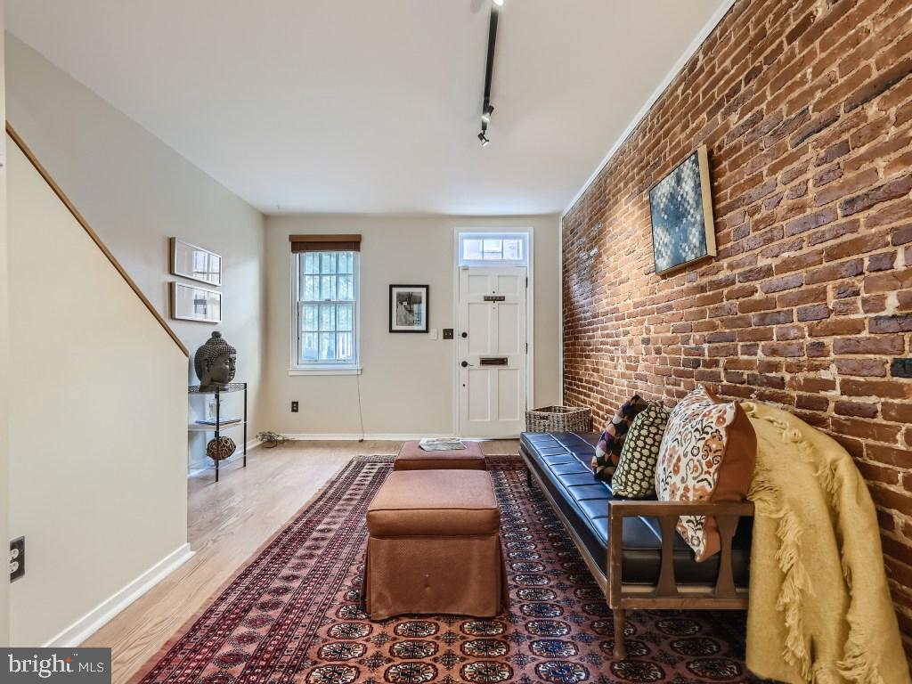 RIDGELY'S DELIGHT - Residential