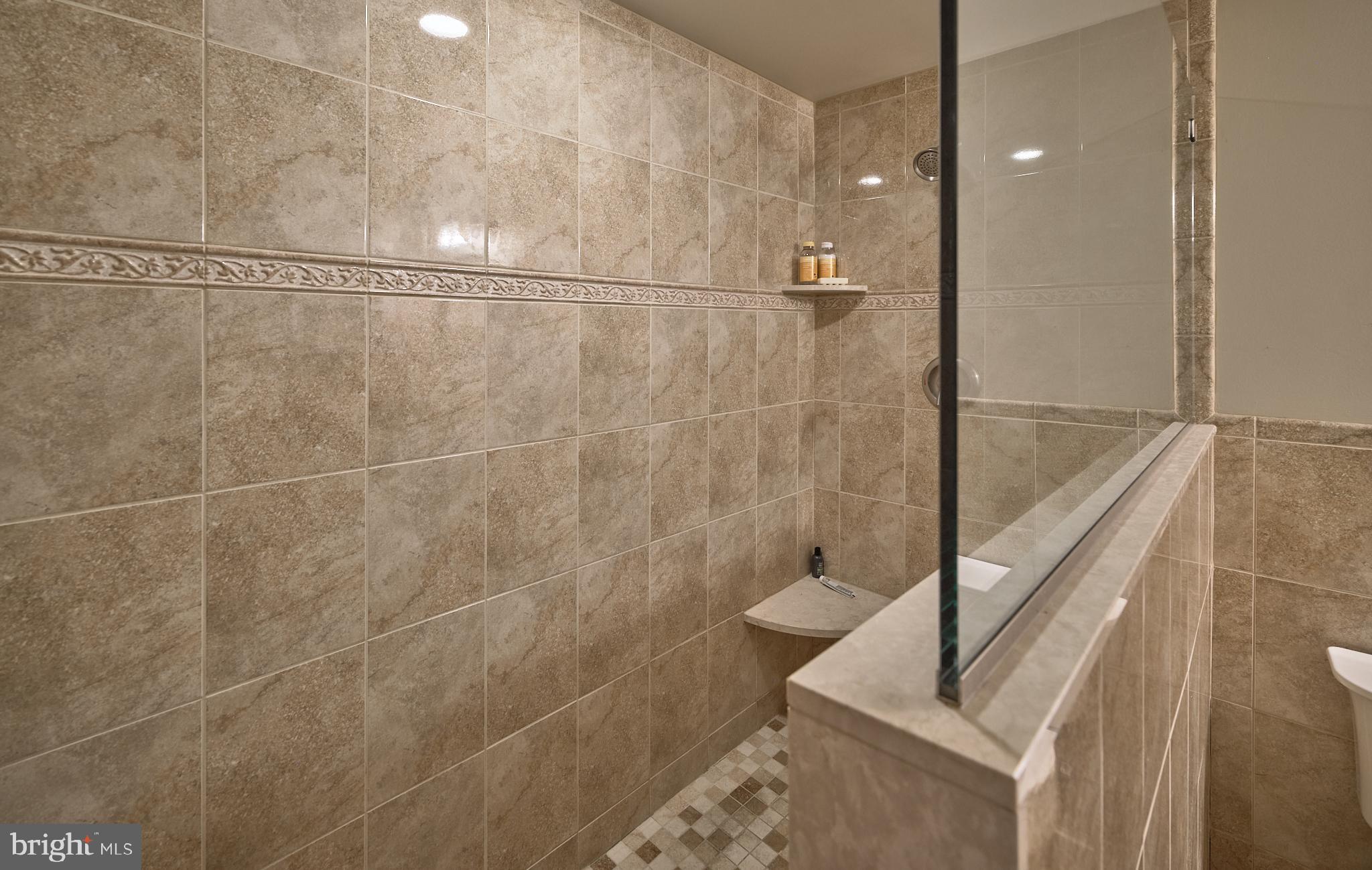 DEVONSHIRE ESTATES - Residential