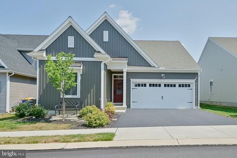 Photo of 1849 Emerald Way, Mount Joy, PA 17552 (MLS # PALA2053980)