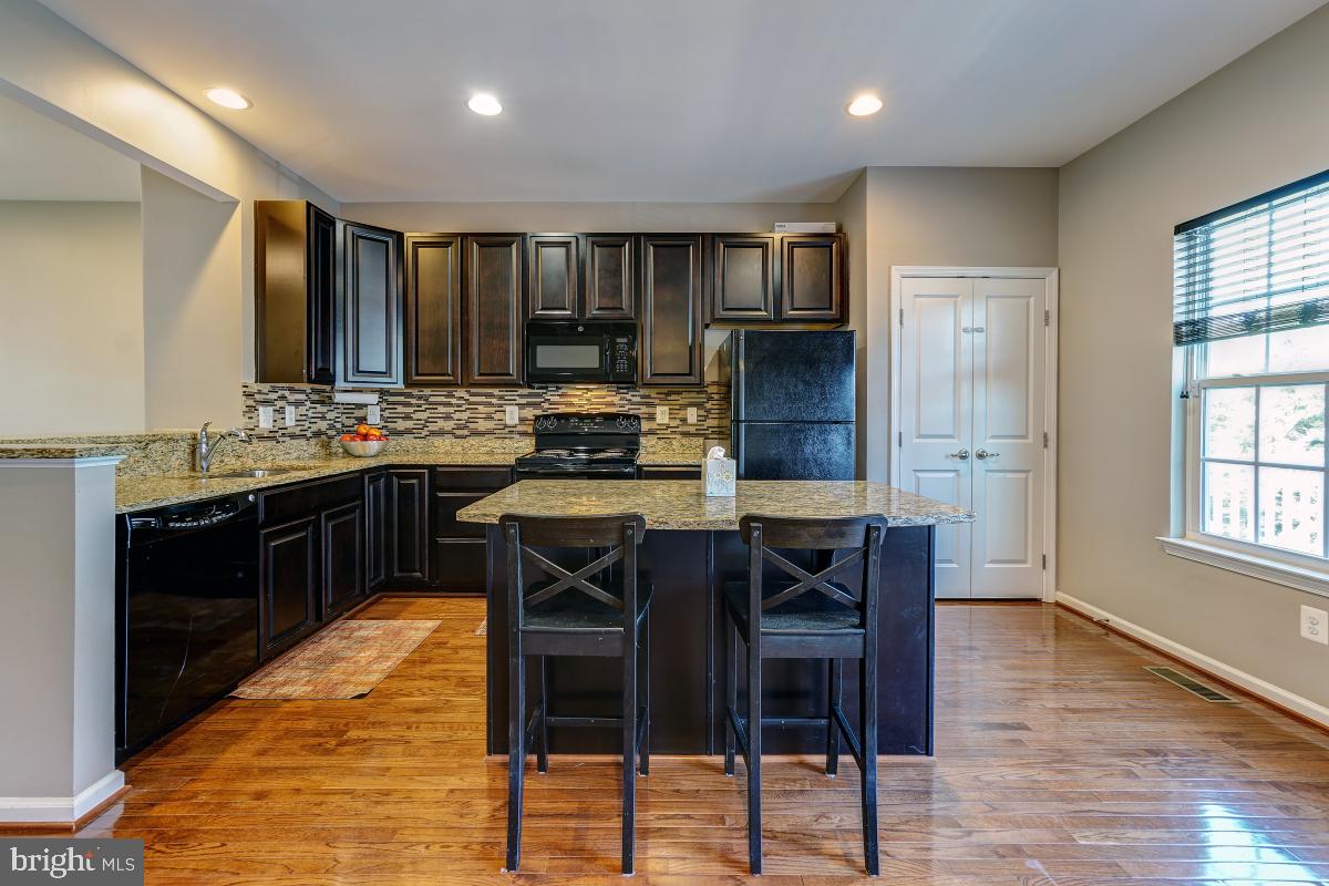 FAIRWOOD CROSSING AT BLA - Residential